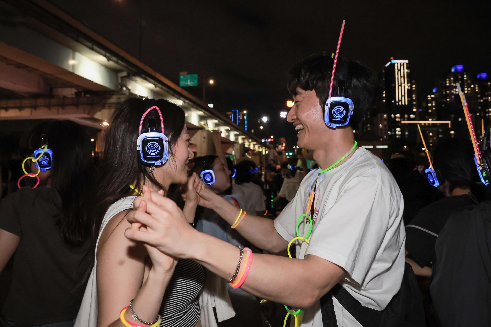 0d71925a2141a.jpg