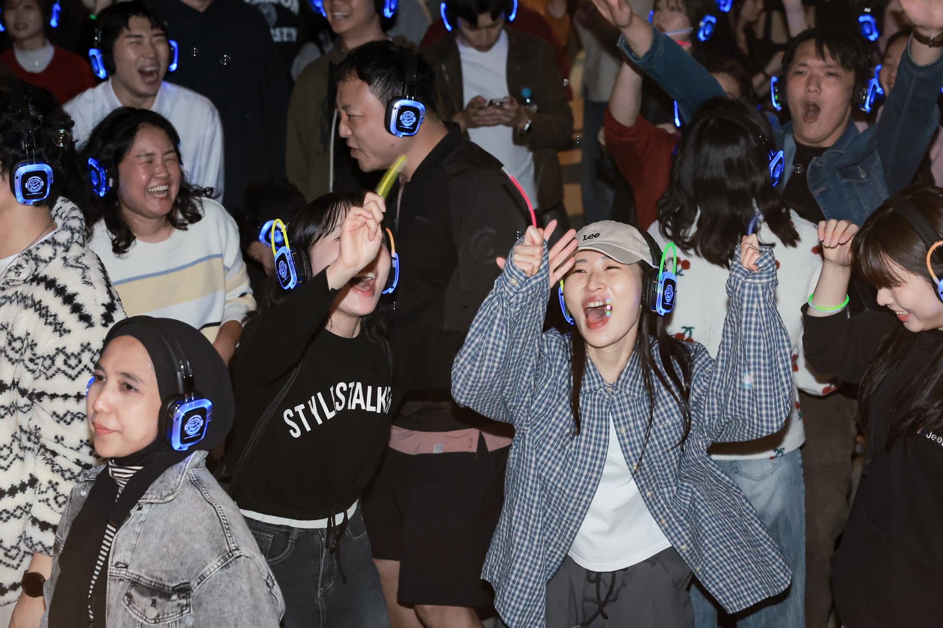 feff6864a8138.jpg