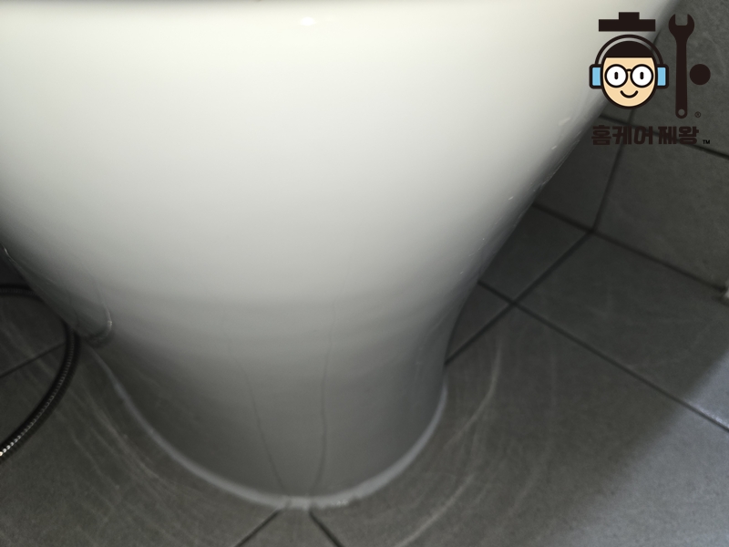 하남시 위례동 화장실 변기 철거 작업 현장 모습