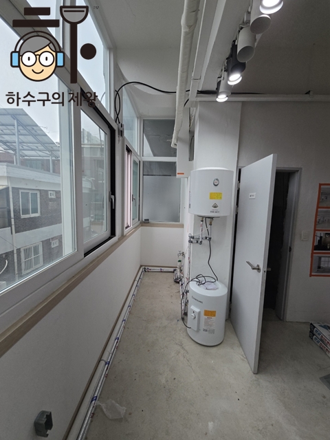 2d5950ba8ae9e.jpg
