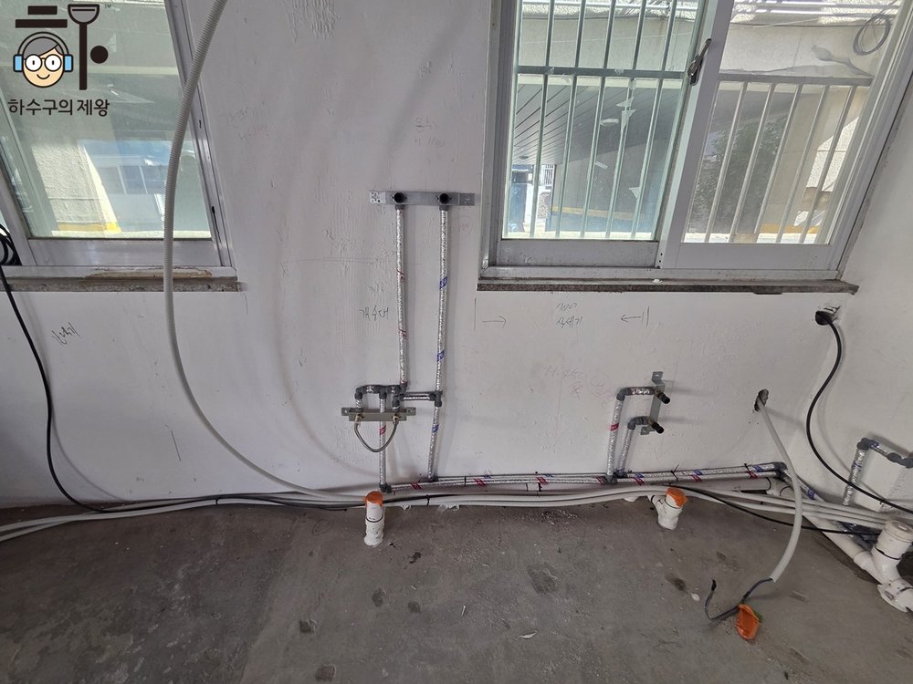 송파구 문정동 식당 주방 분배기 라인 설치 작업 사진