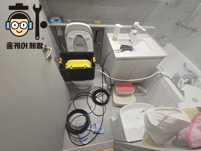 668f4b33643eb.jpg