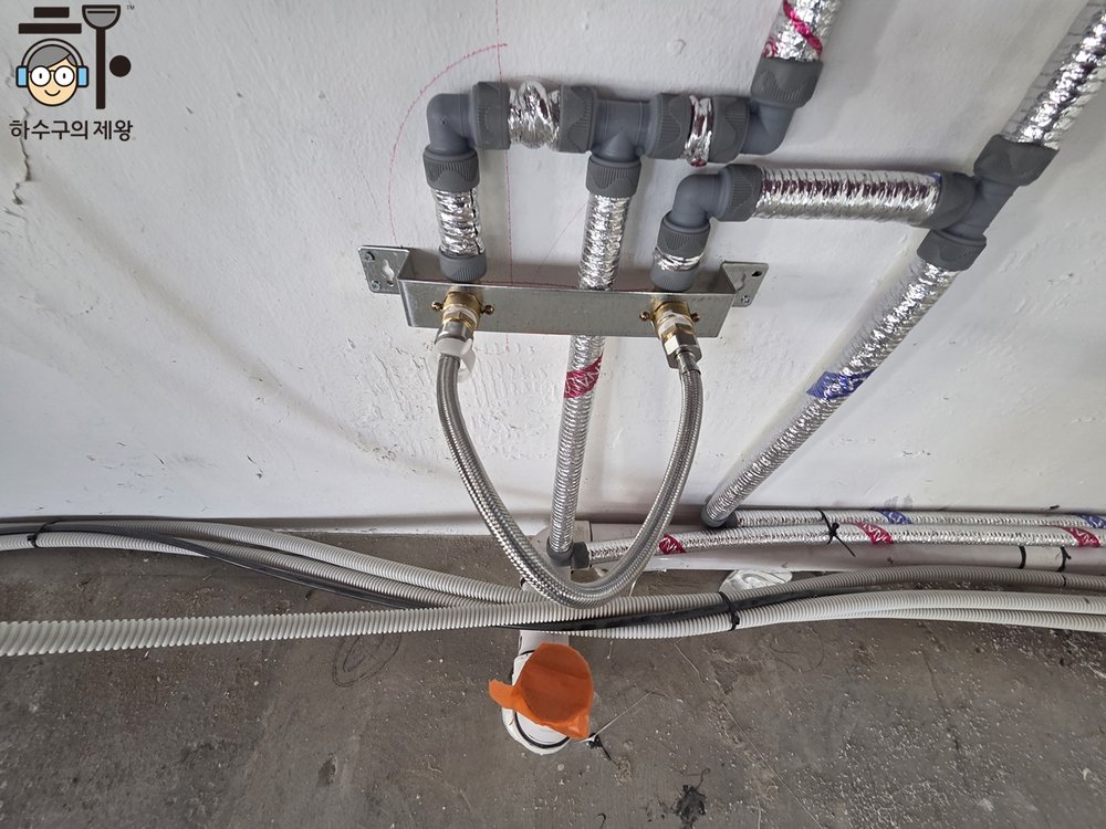 송파구 문정동 식당 오배수 배관 구배 확보 시공 현장