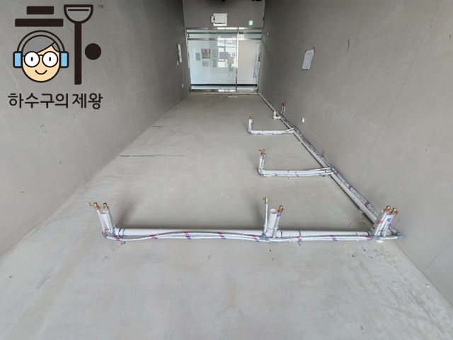 a85bb5d04280d.jpg
