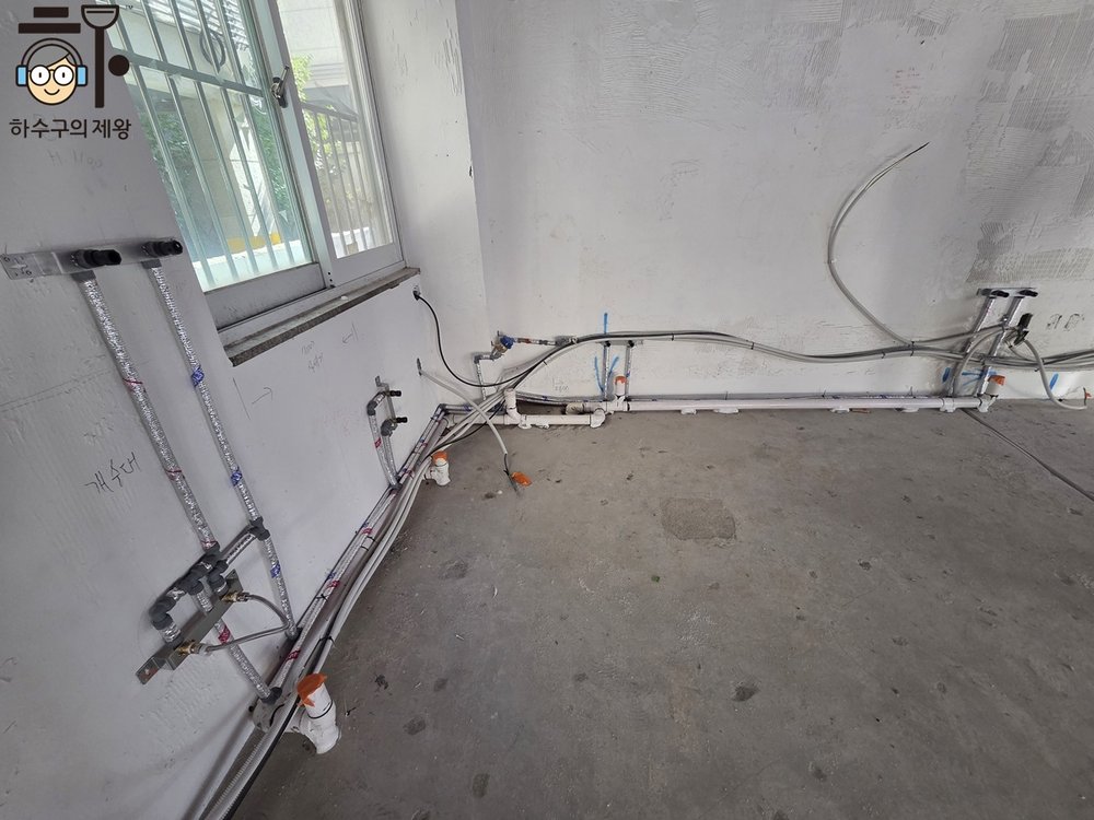 송파구 문정동 식당 건식주방 바닥 배수라인 시공 현장
