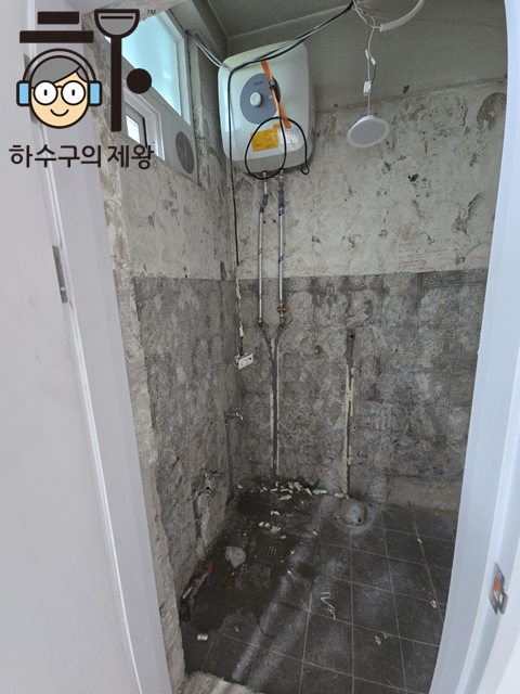 d9b63cefee06d.jpg