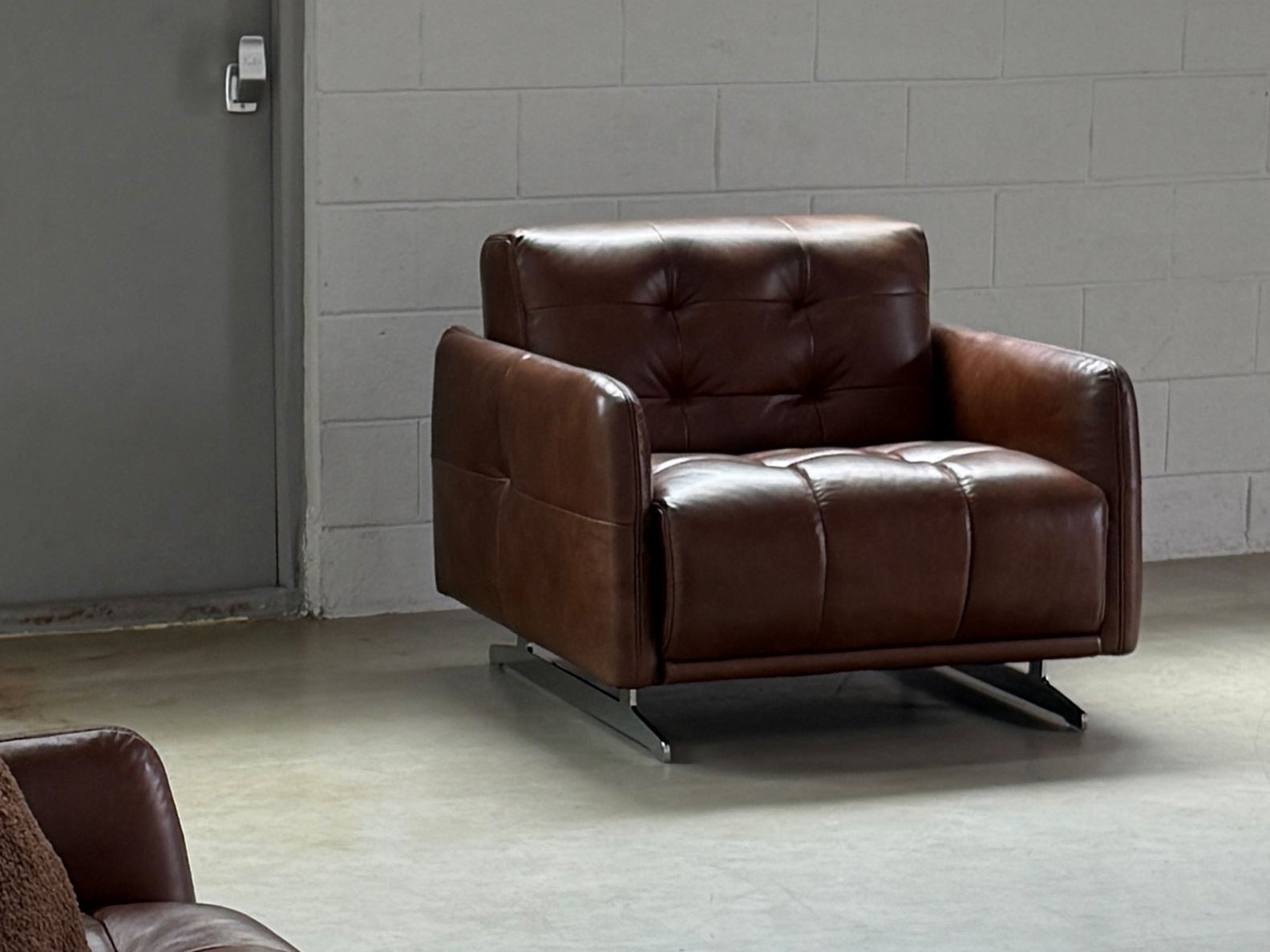 VOLT 1-SEATER SOFA