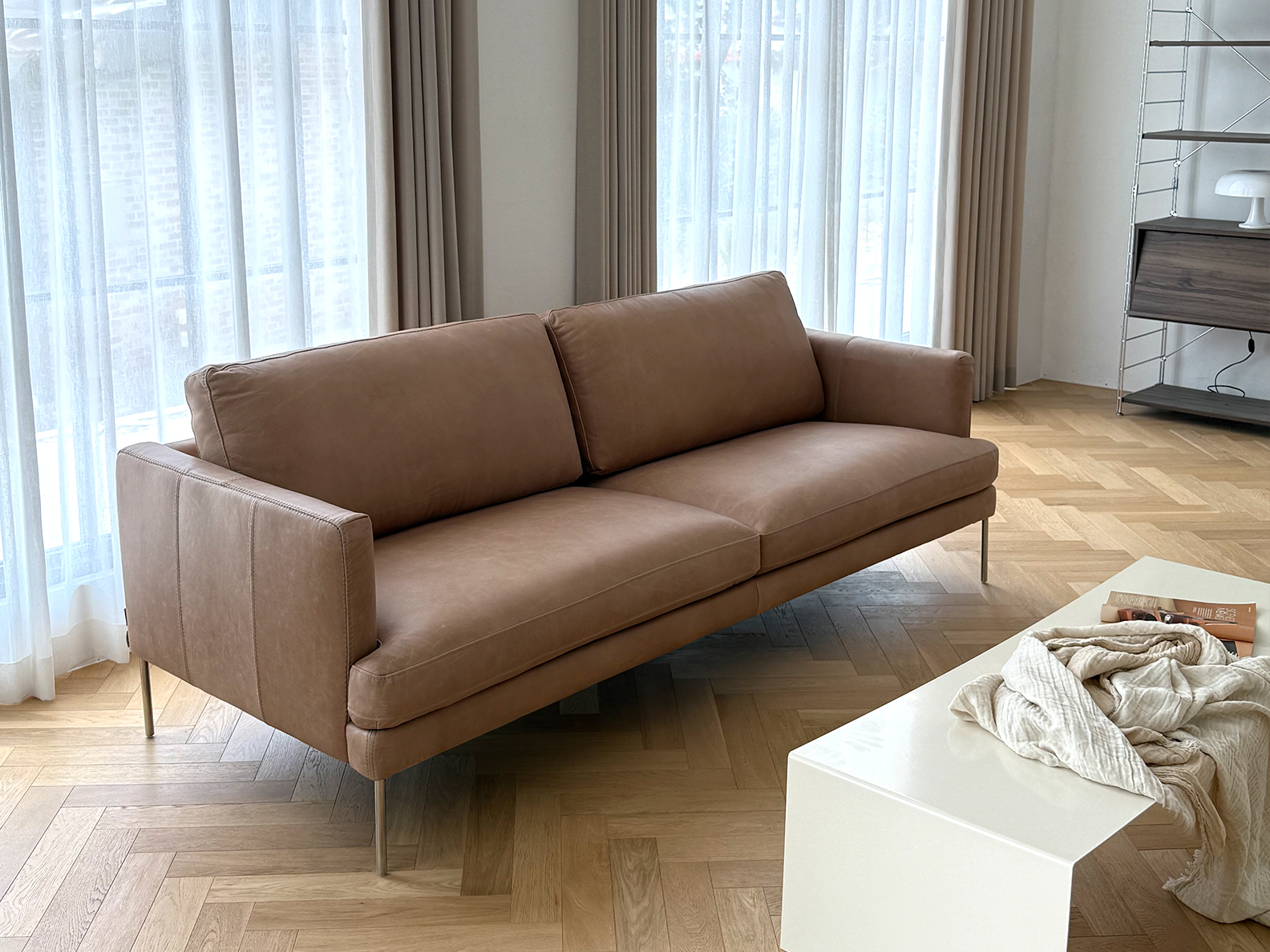 CARINO 3.5-SEATER