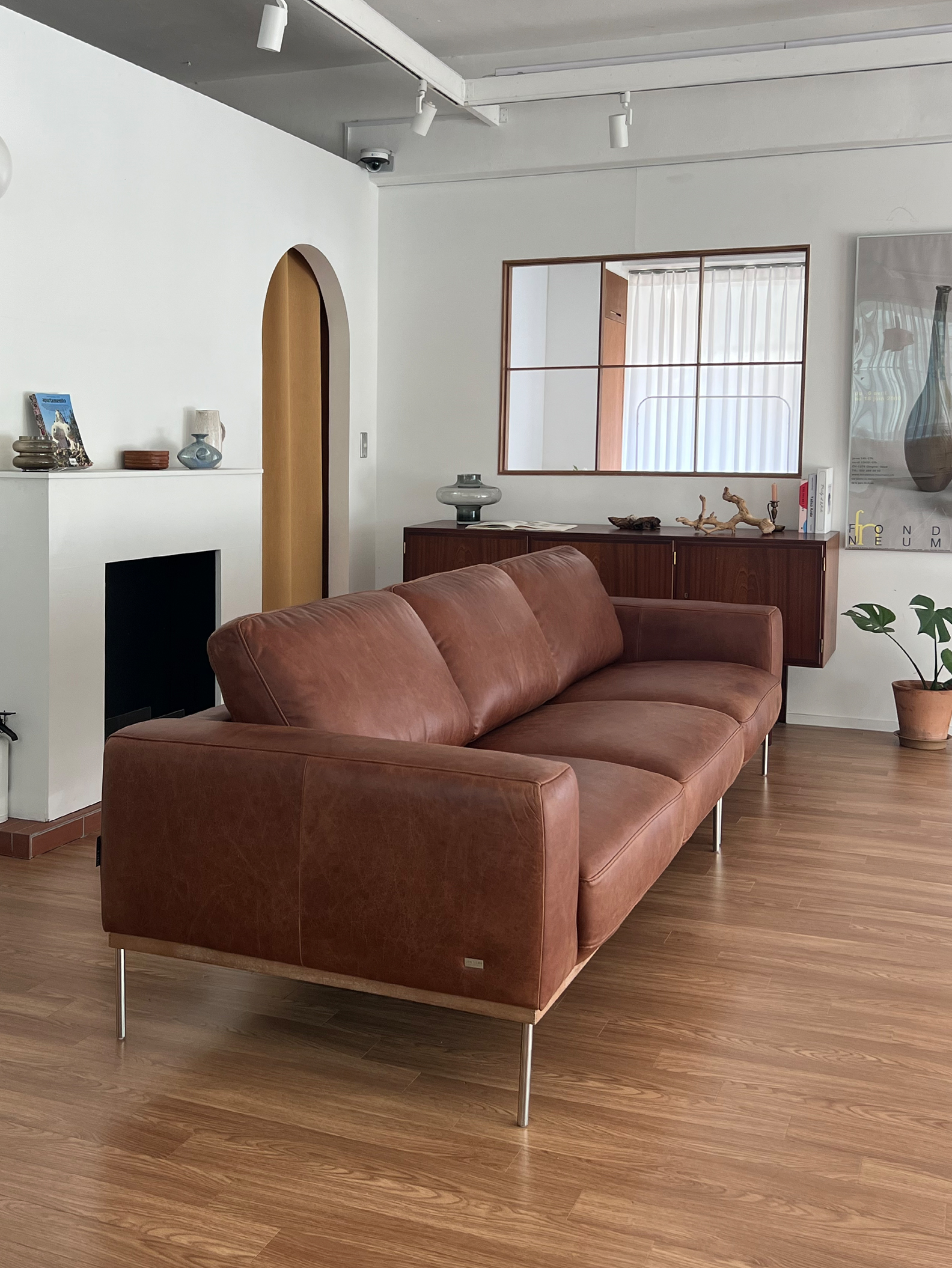 BROOKLYN 4-SEATER SOFA