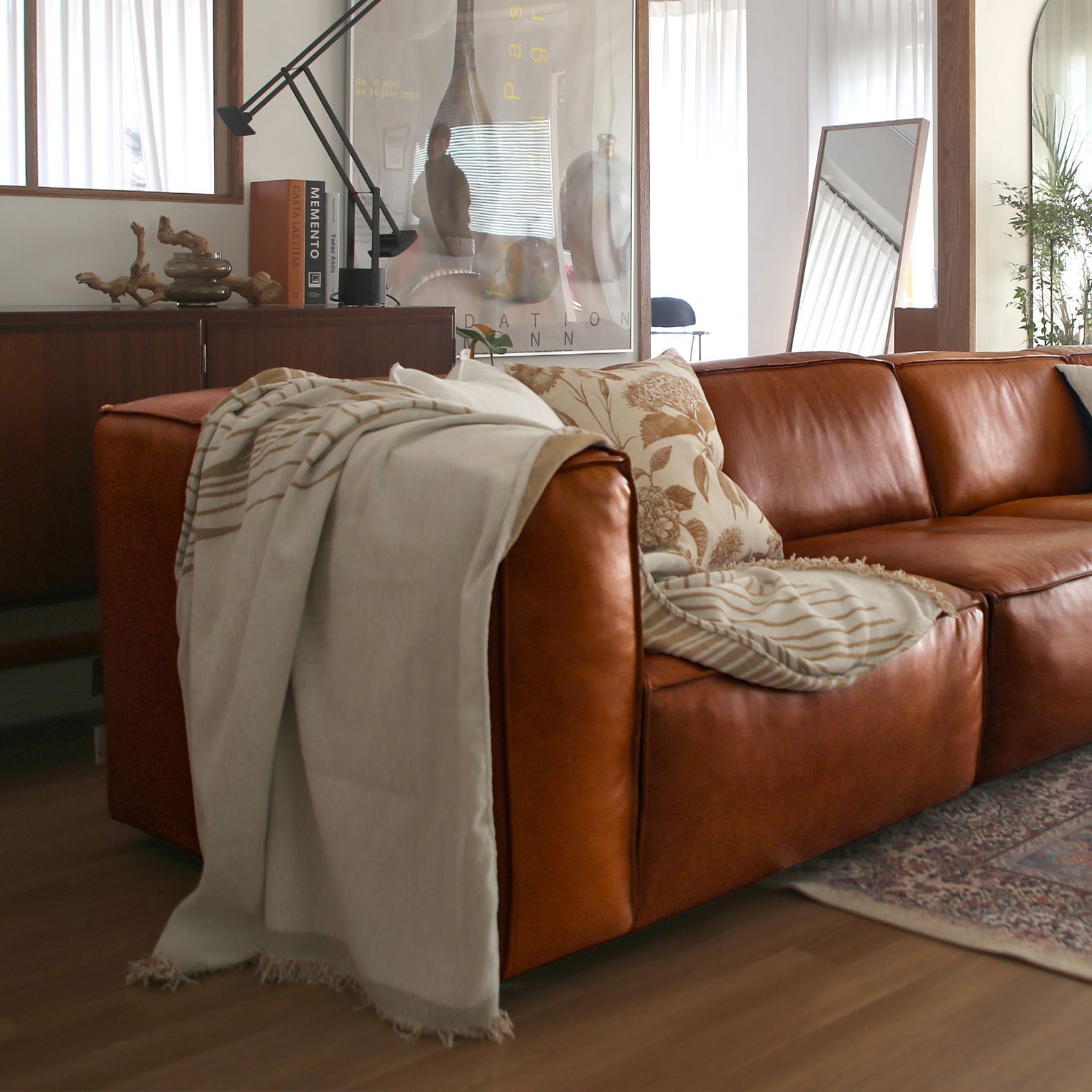 LECCE 6-SEATER SOFA