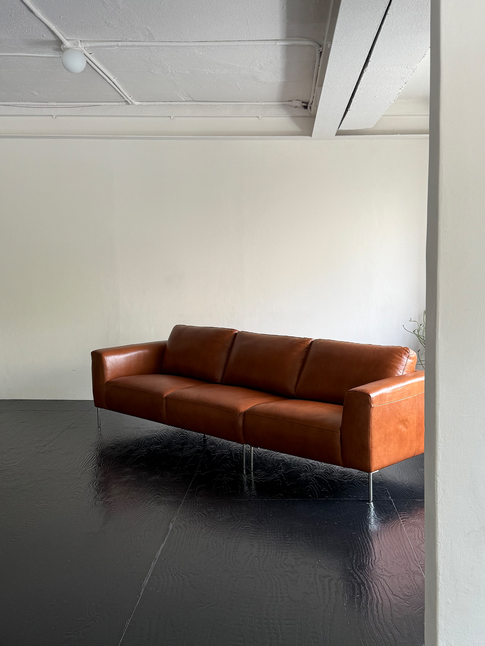 PLAN.B 4-SEATER SOFA