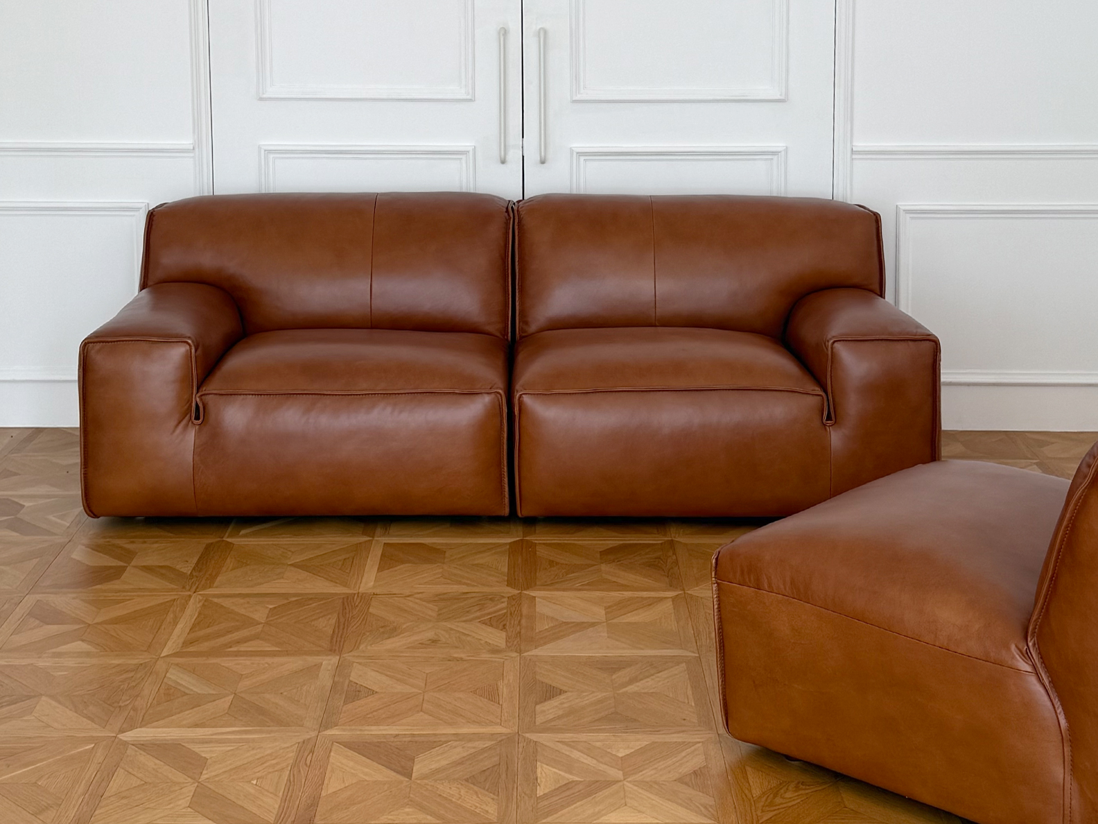 PUDGY 3.5-SEATER SOFA