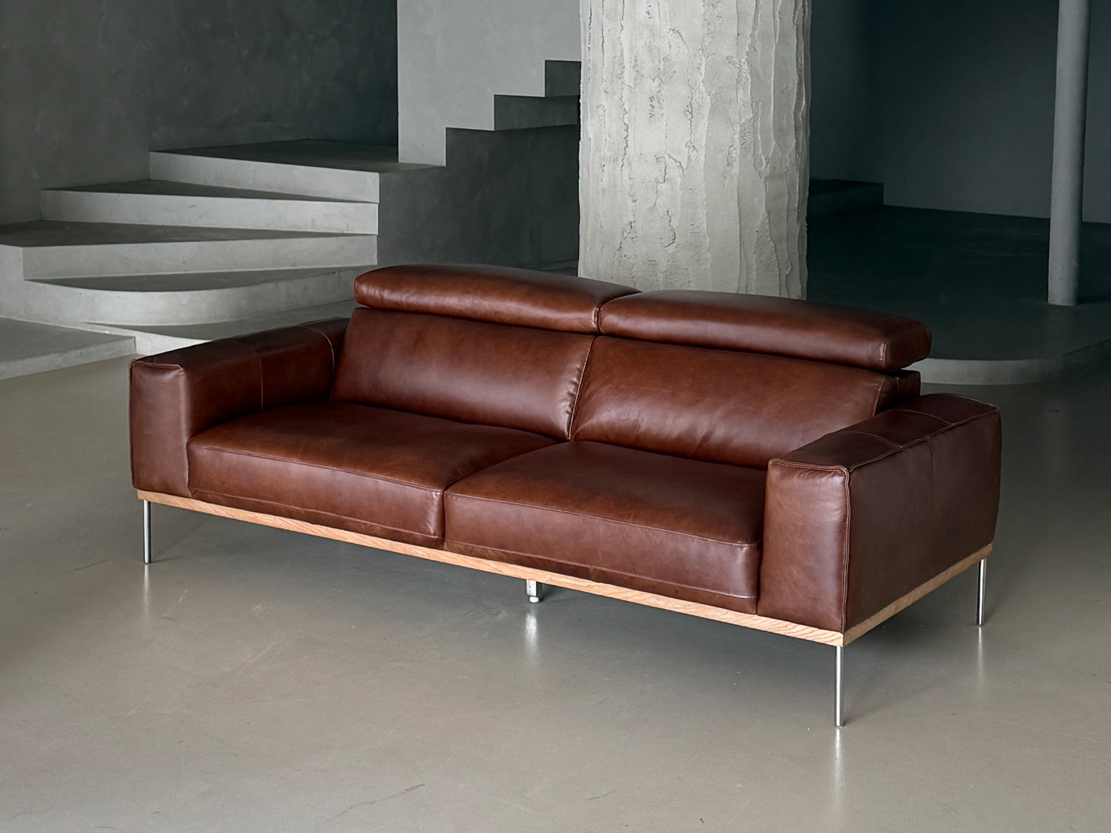 HESTO 3-SEATER SOFA