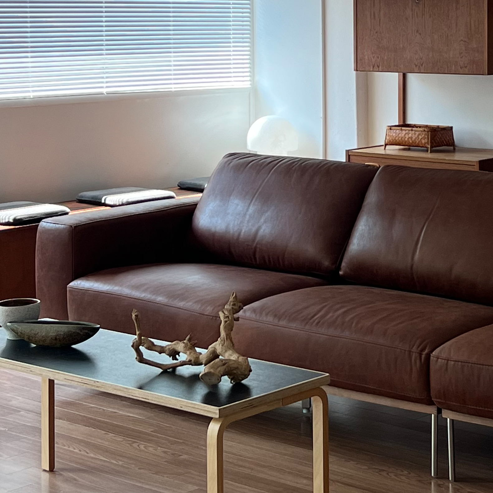 BROOKLYN 4-SEATER SOFA