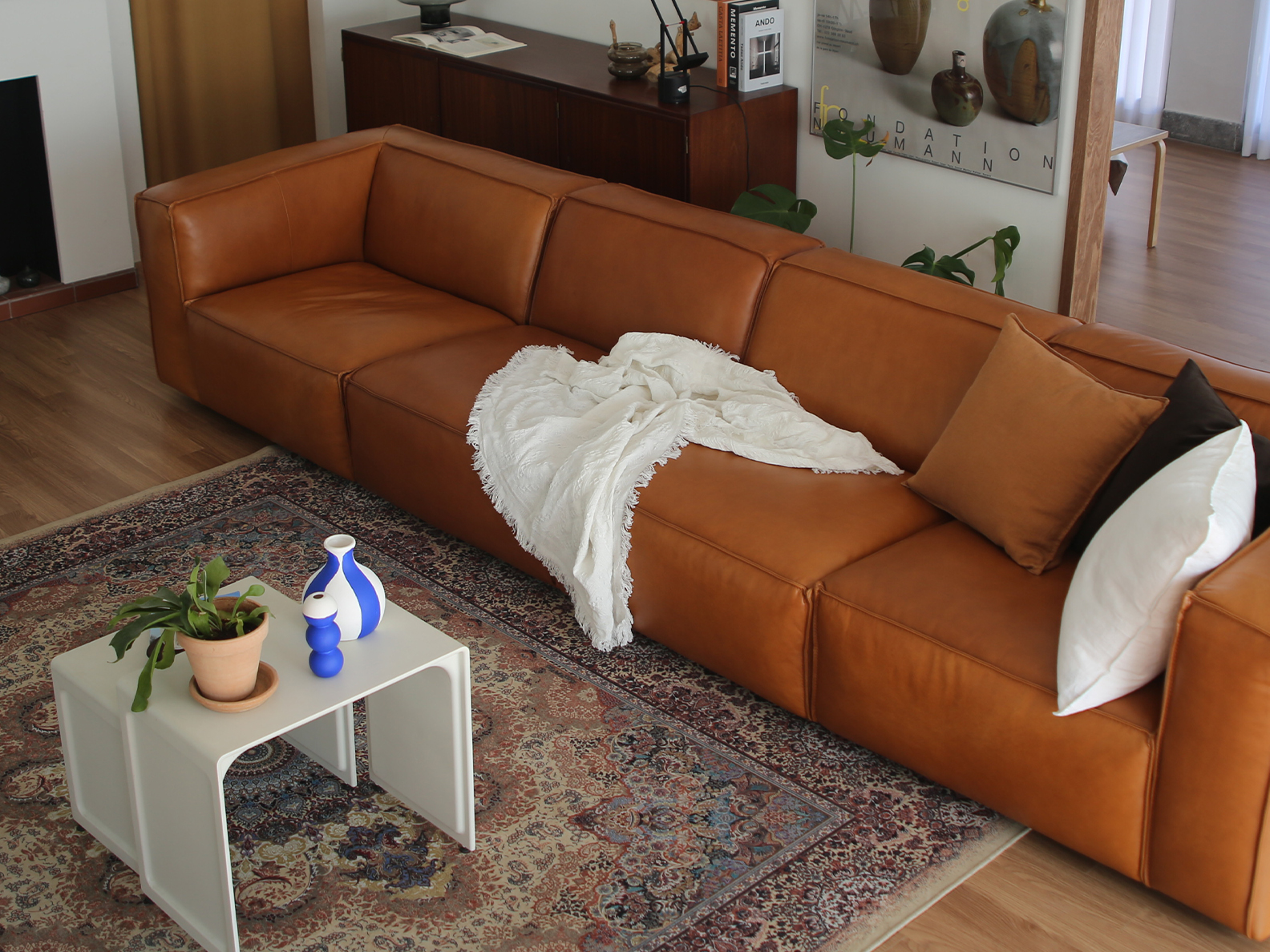 LECCE 6-SEATER SOFA