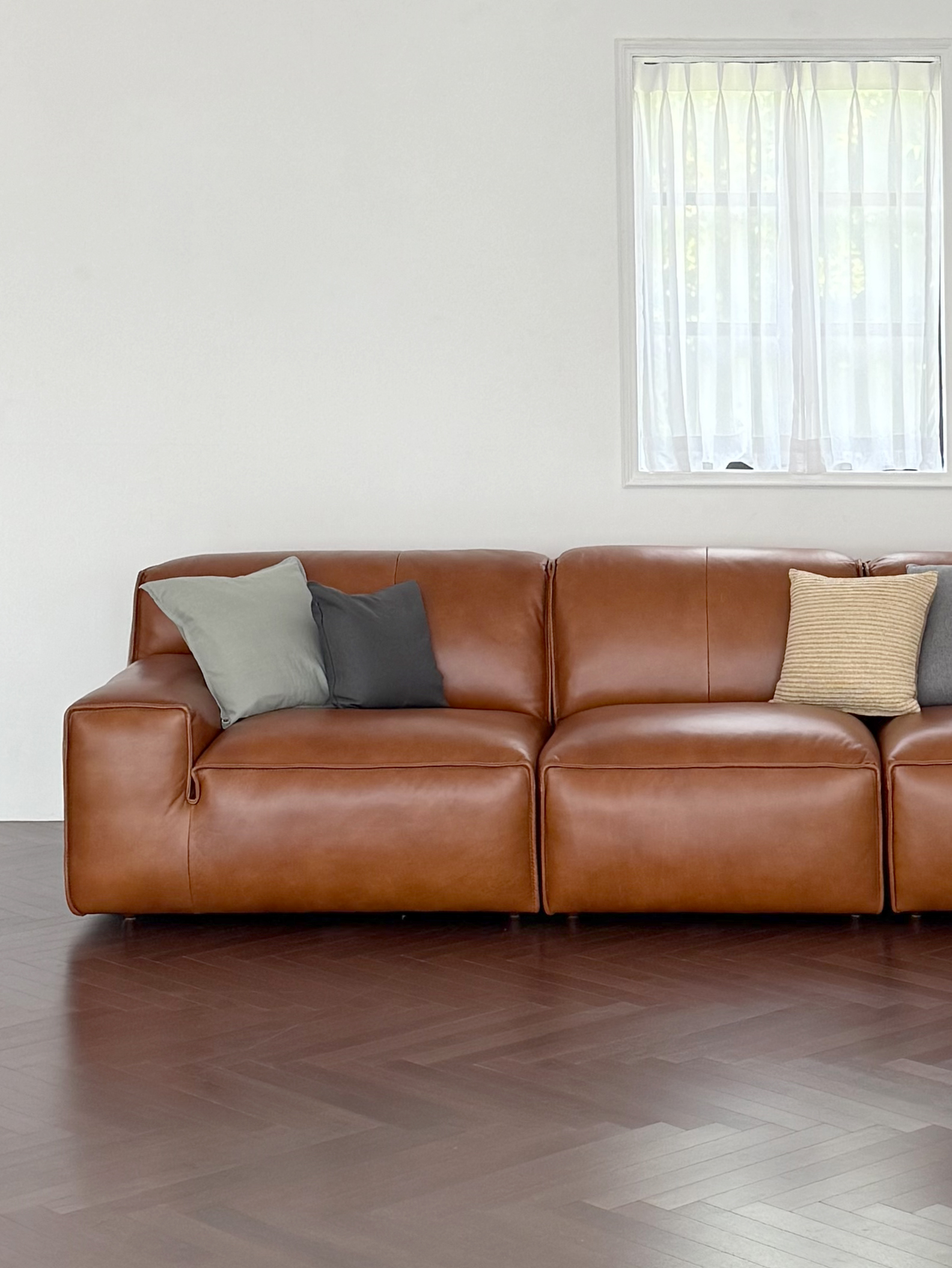 PUDGY 4-SEATER SOFA