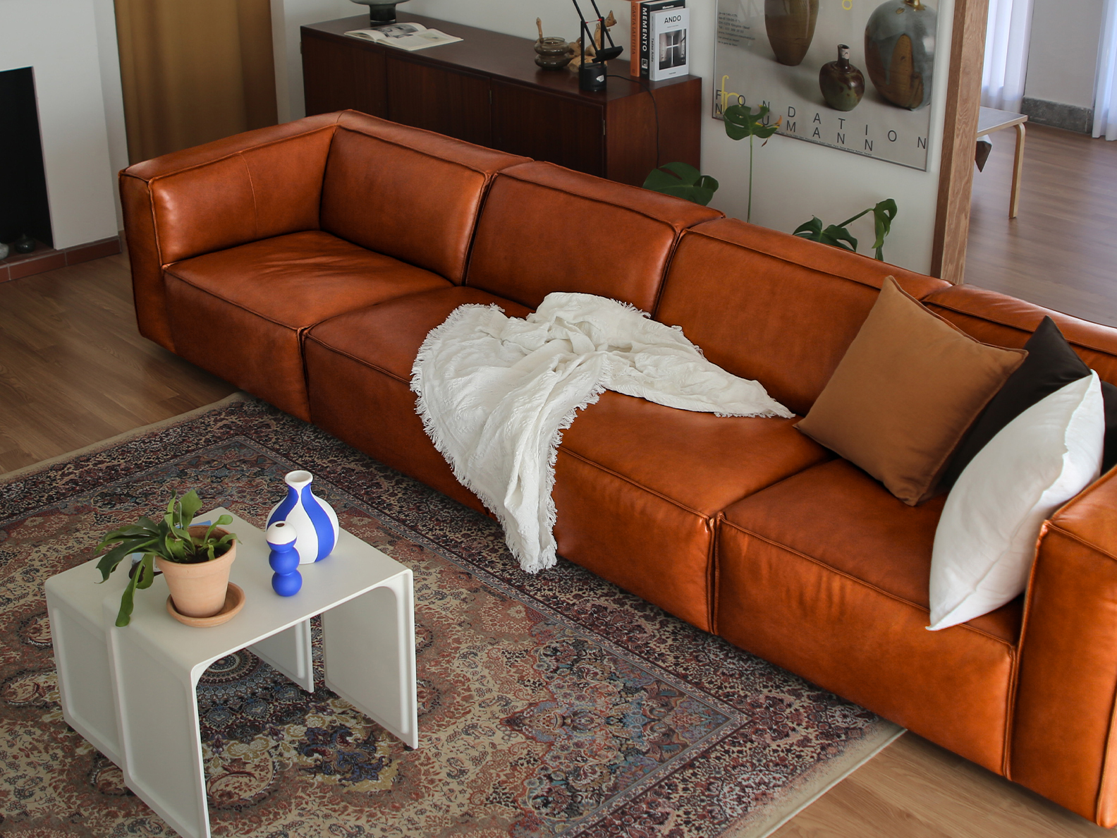 LECCE 6-SEATER SOFA