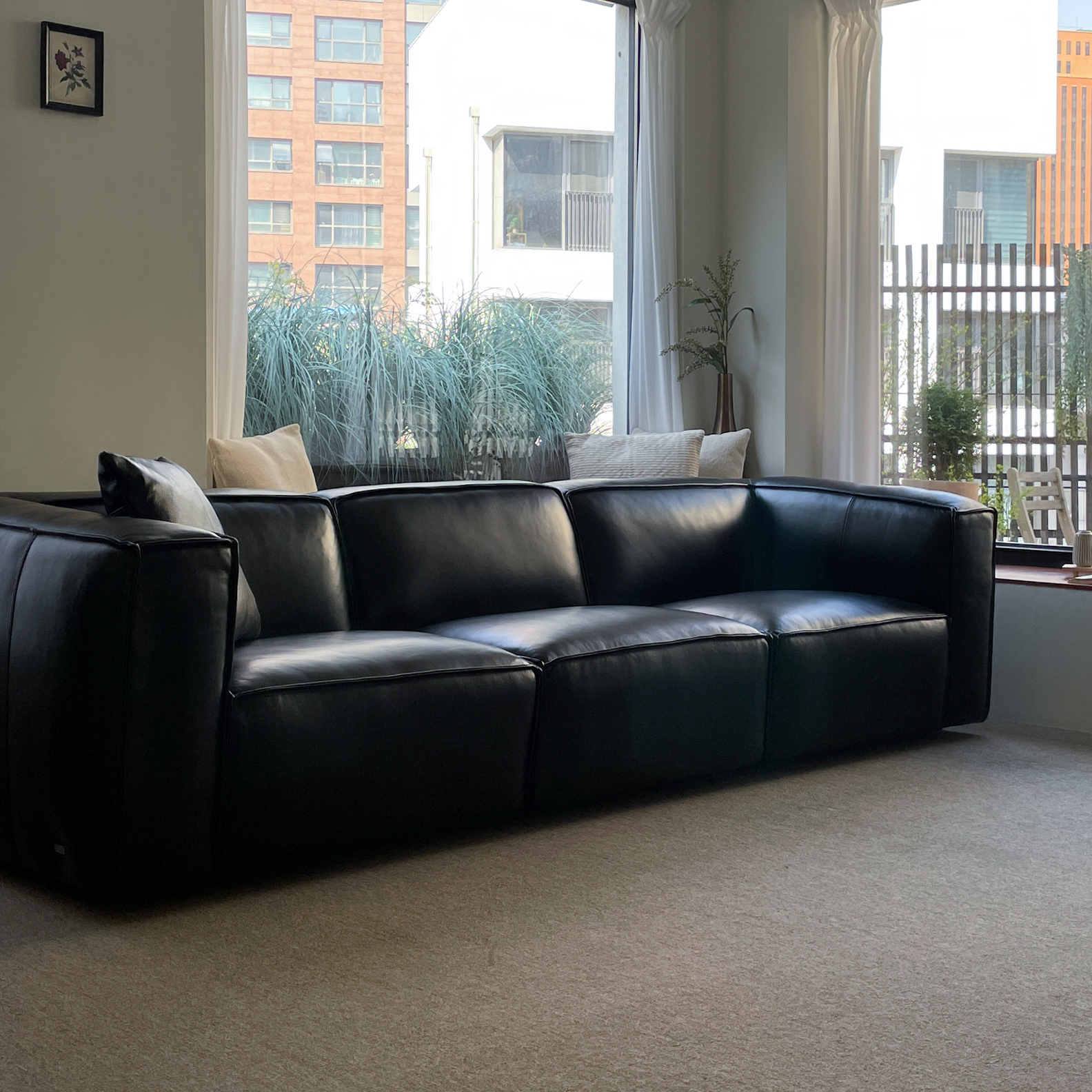 LECCE 4-SEATER SOFA