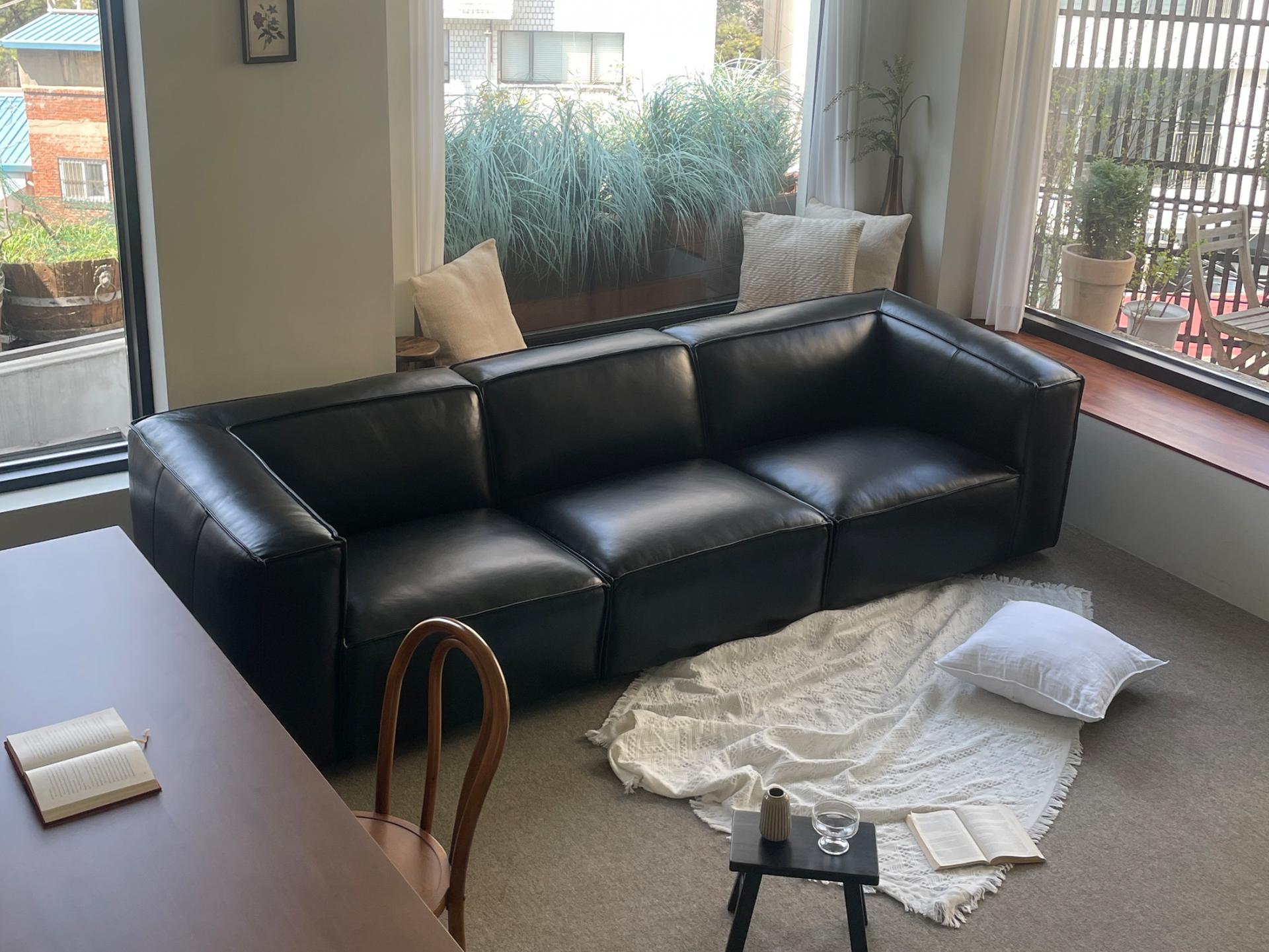 LECCE 4-SEATER SOFA