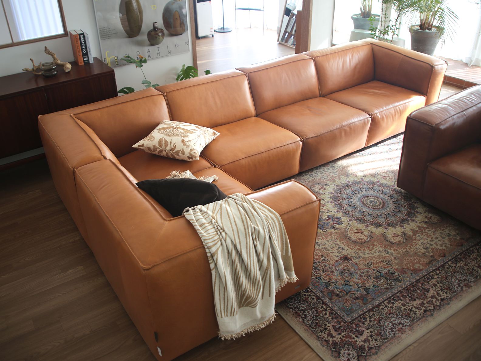 LECCE FULL-CORNER SOFA