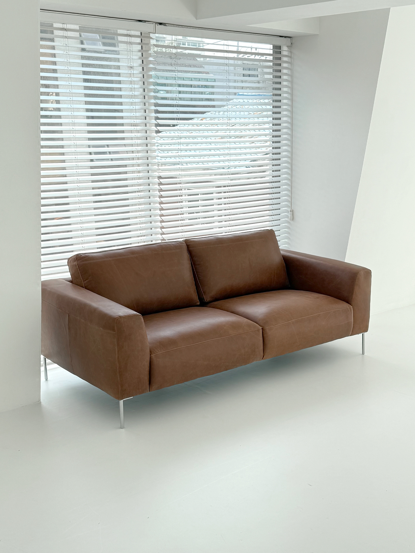 PLAN.B 3-SEATER SOFA