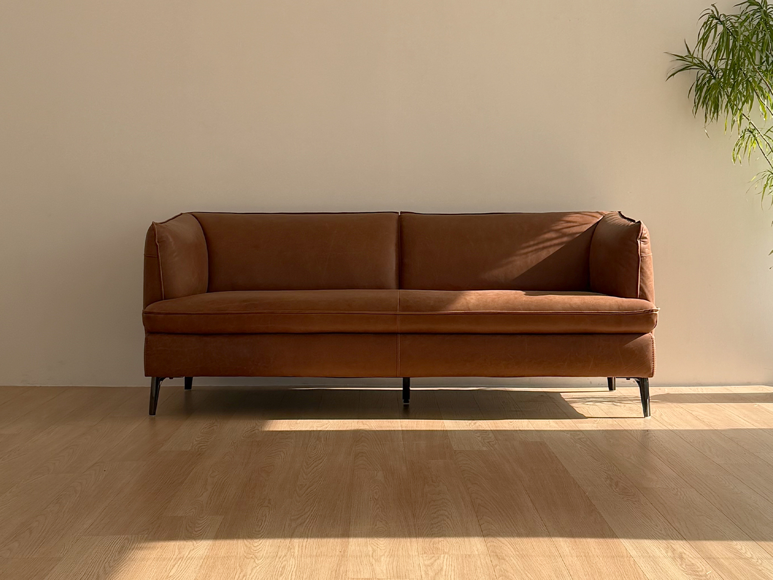 TUTTO 3-SEATER SOFA