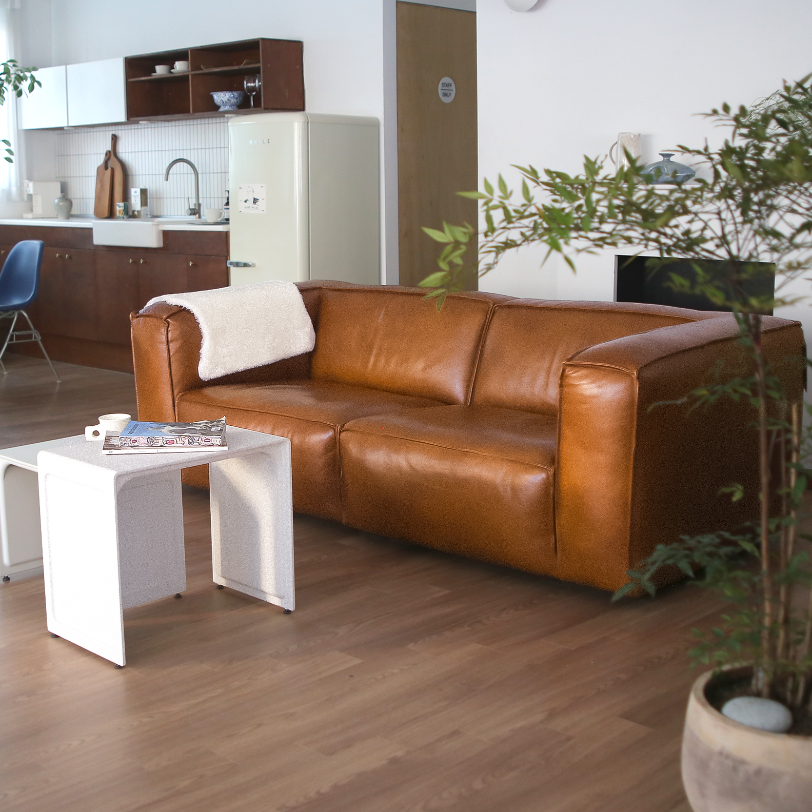 LECCE 3-SEATER SOFA