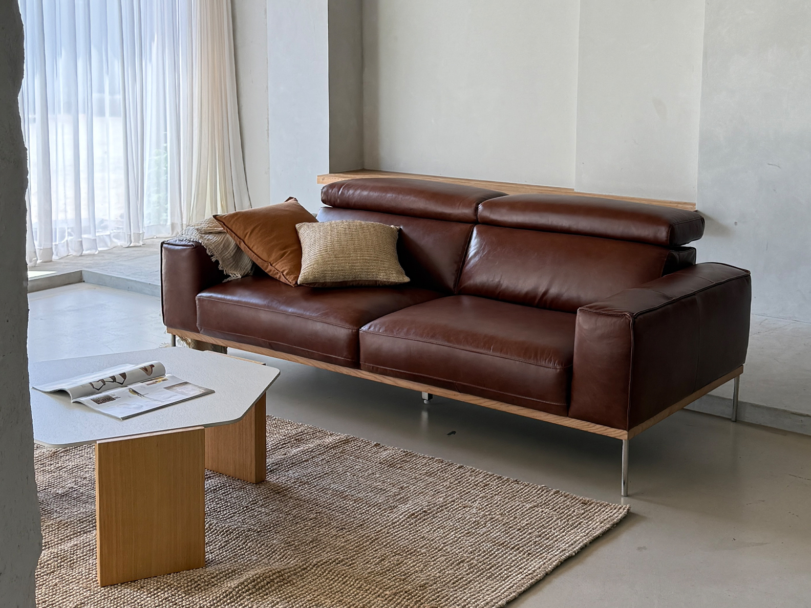 HESTO 3-SEATER SOFA