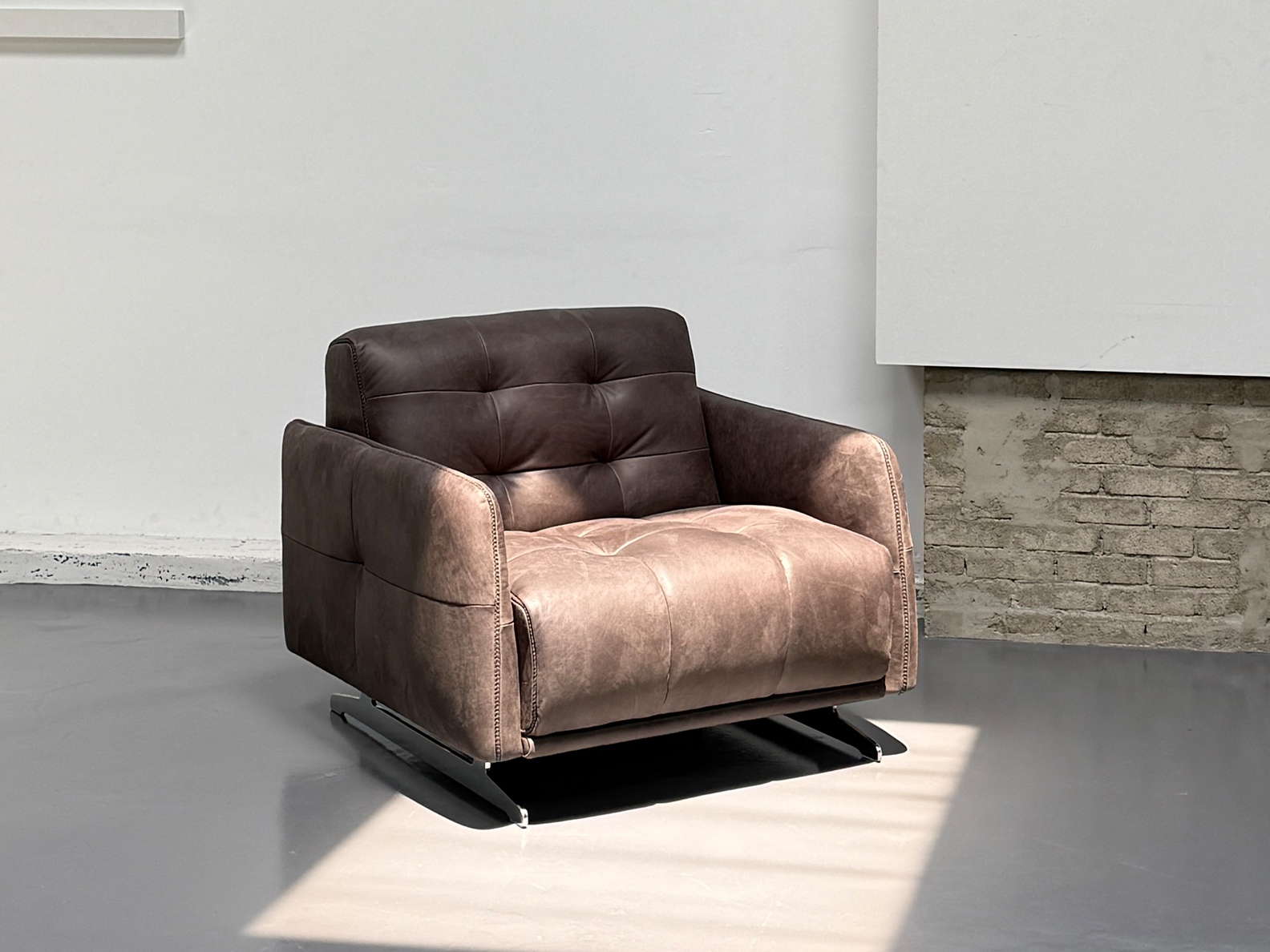 VOLT 1-SEATER SOFA