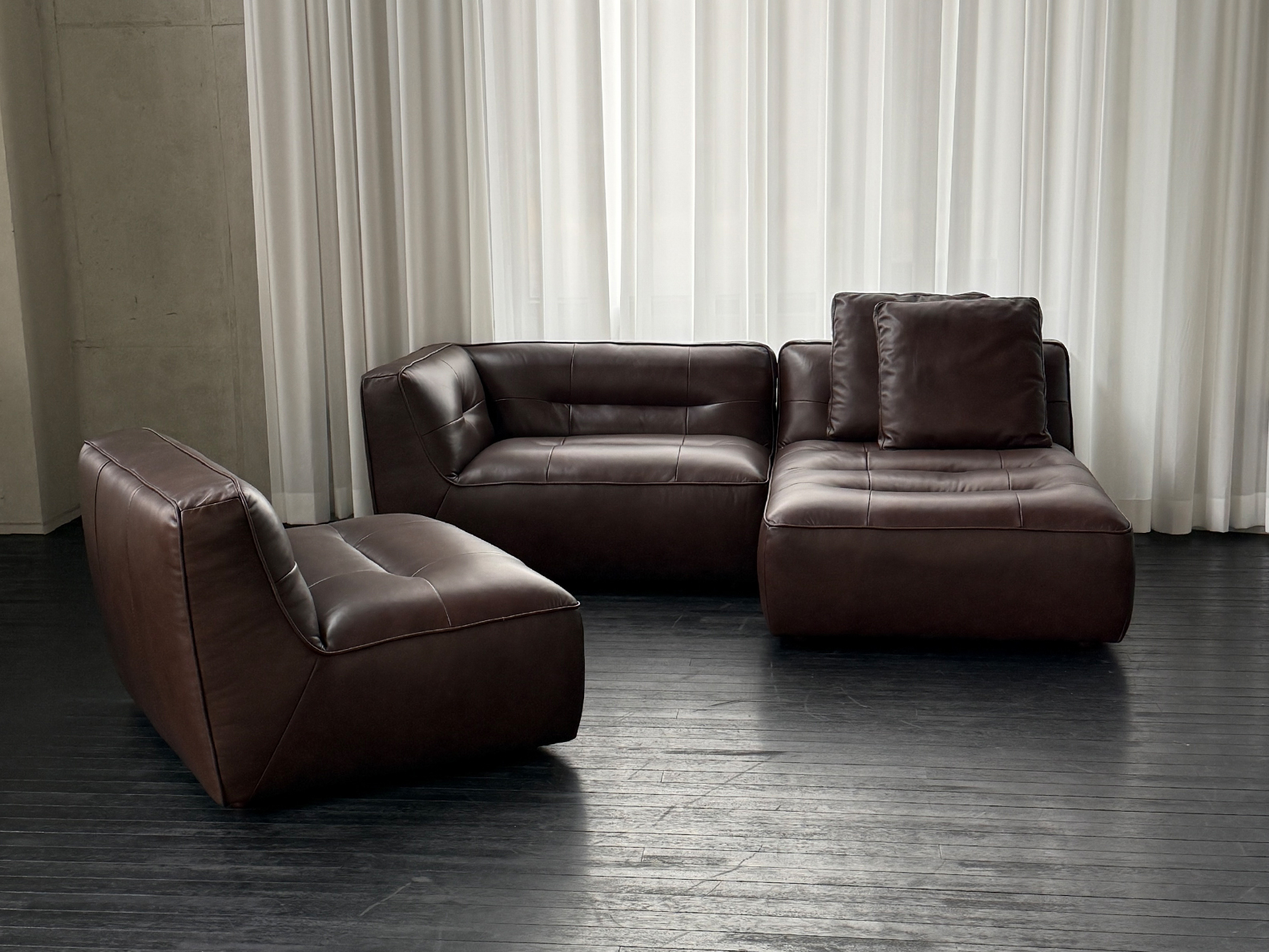 BLOCK 4-SEATER SOFA