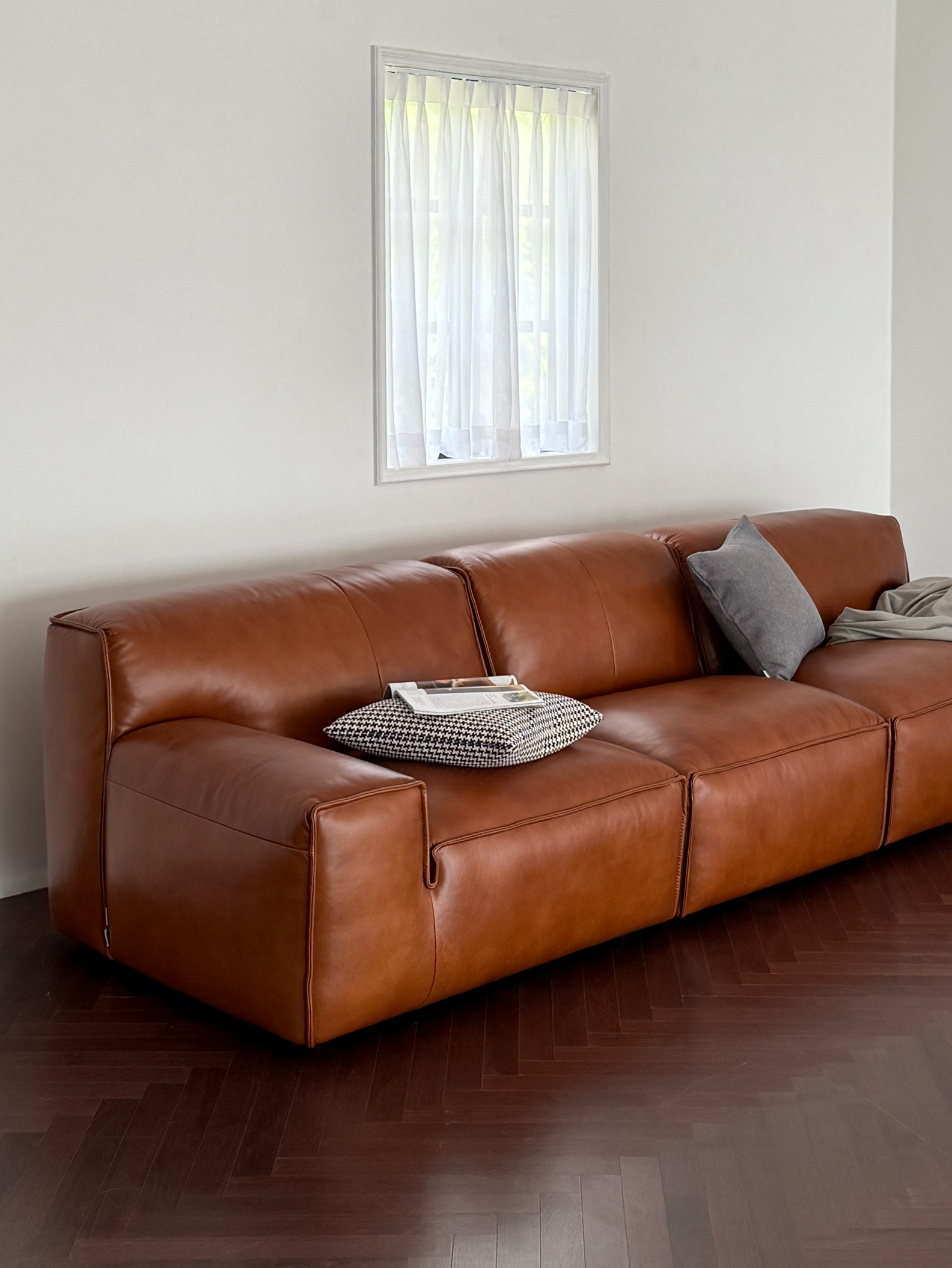 PUDGY 4-SEATER SOFA