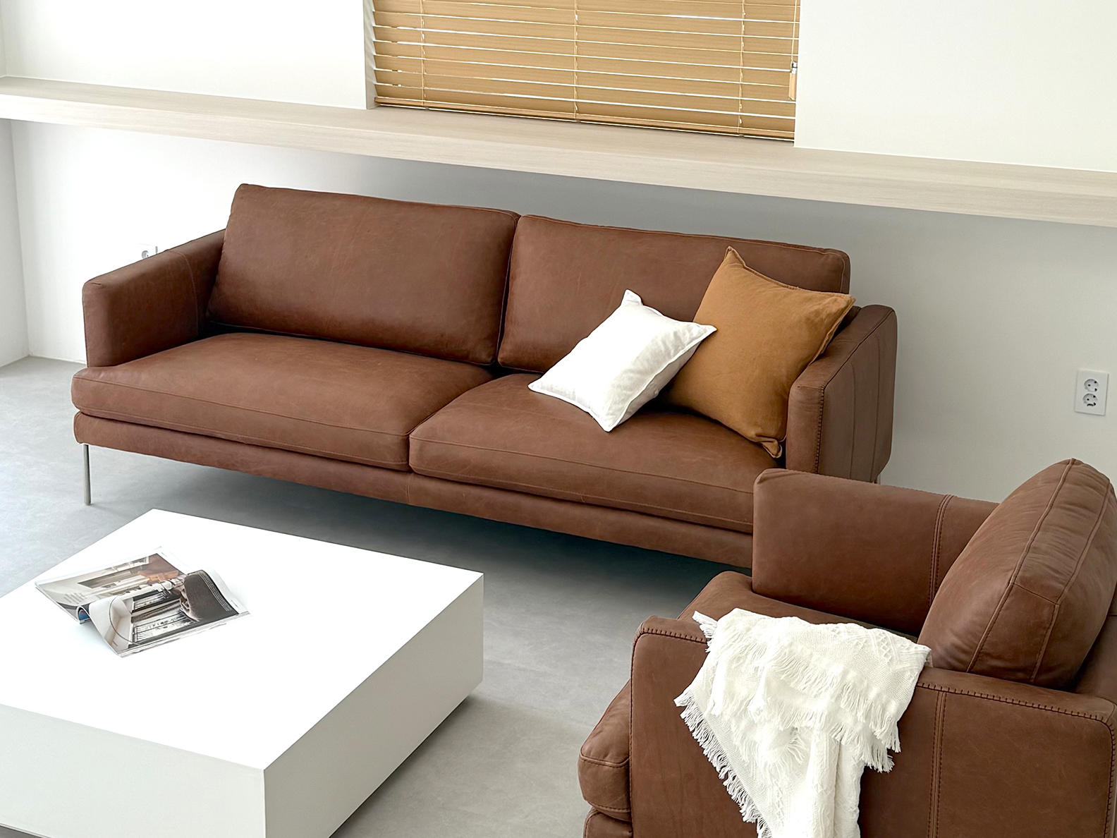 CARINO 3.5-SEATER SOFA