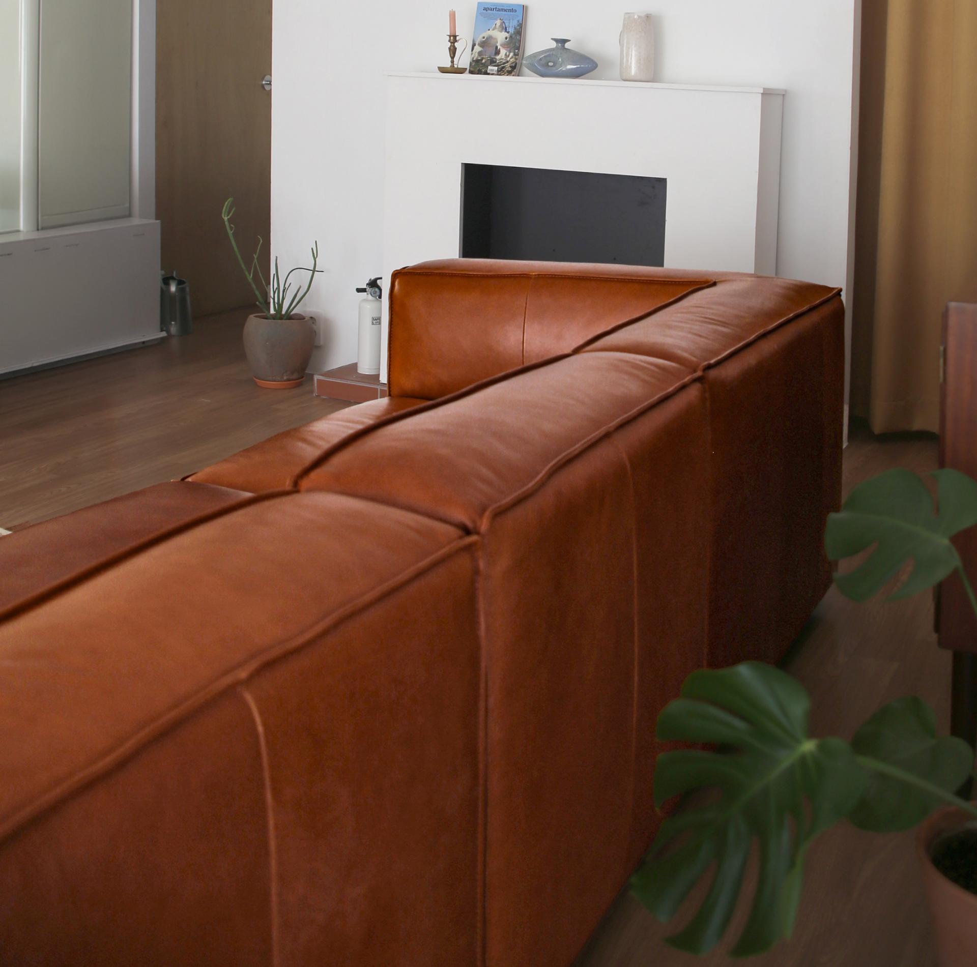 LECCE 6-SEATER SOFA