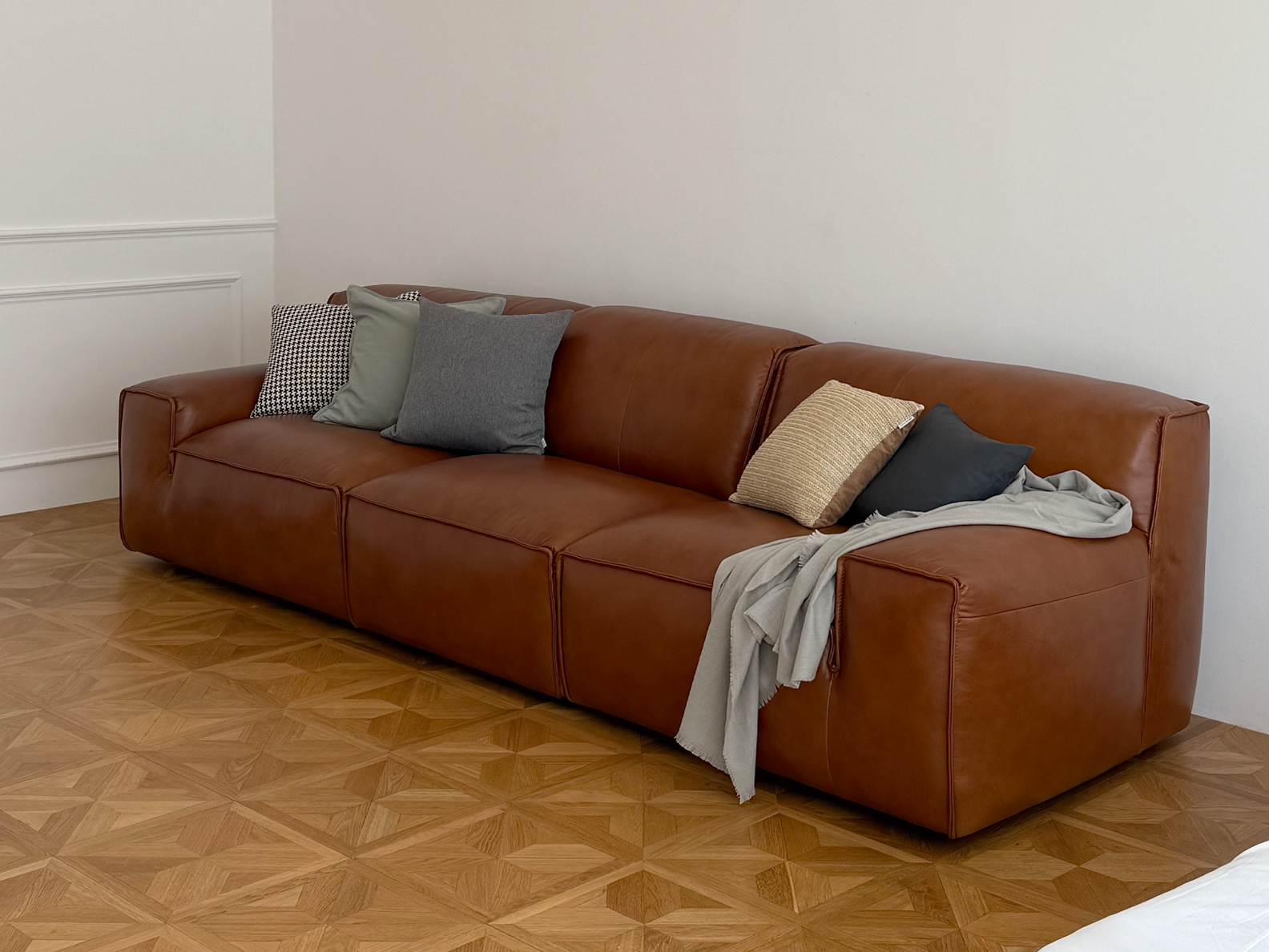 PUDGY 4-SEATER SOFA