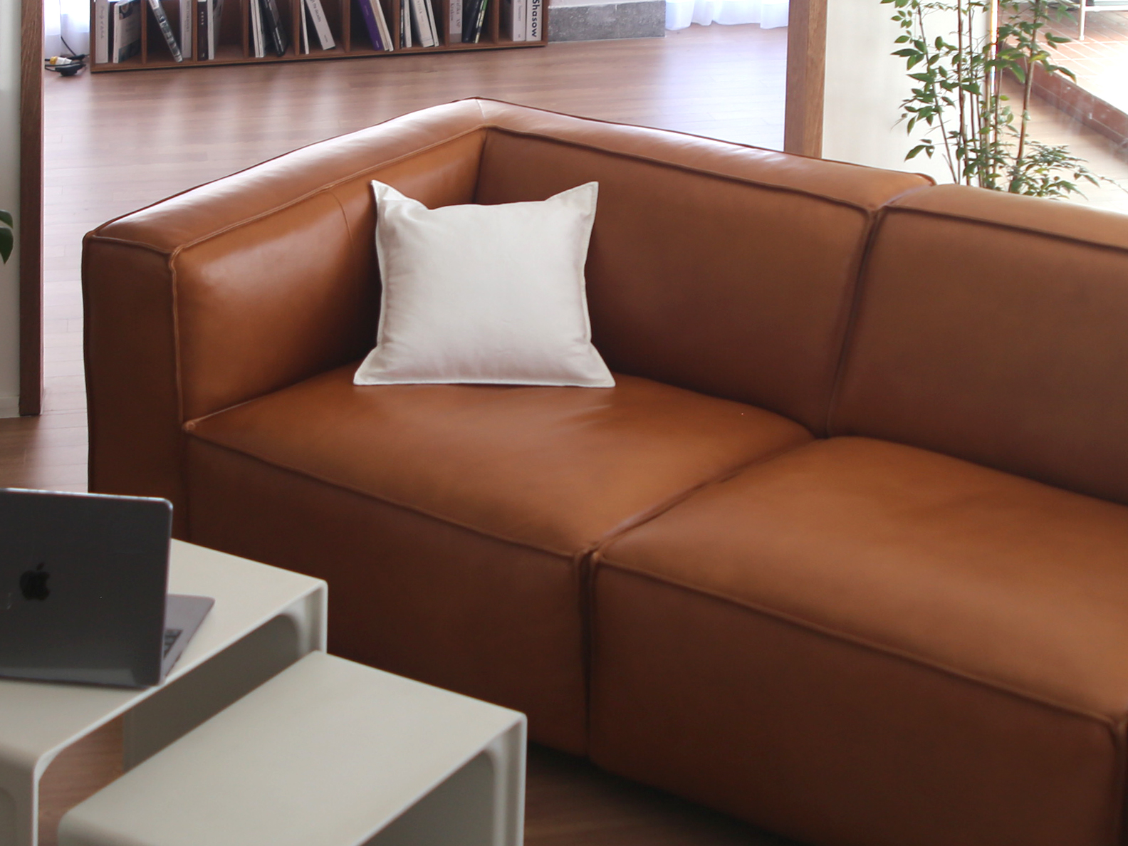 LECCE 4-SEATER SOFA
