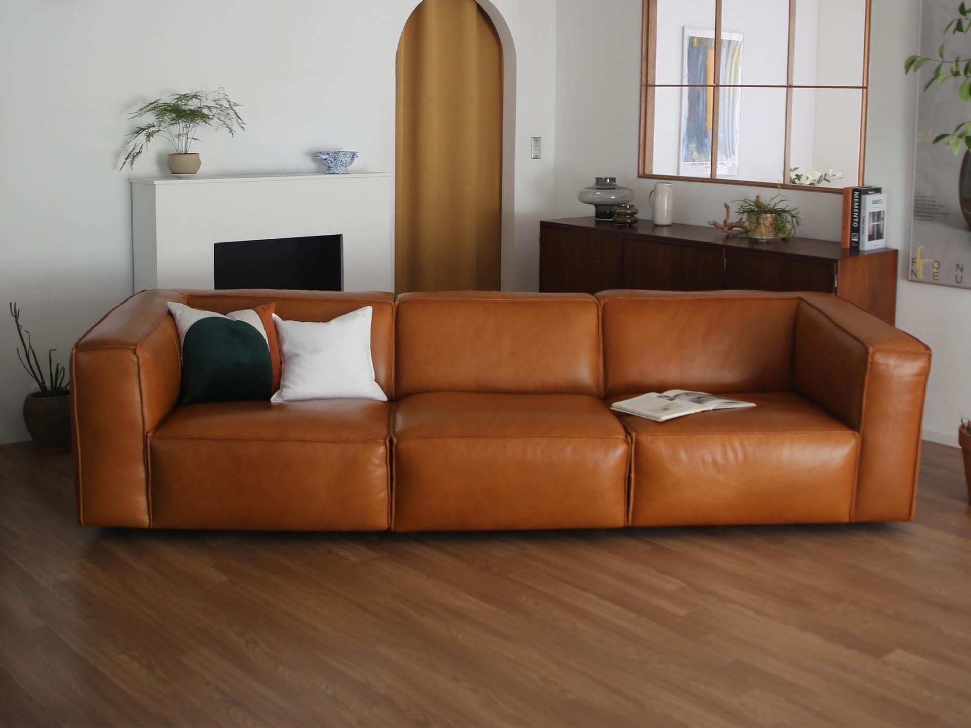 LECCE 4-SEATER SOFA