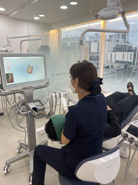 아이유치과 구강스캐너
