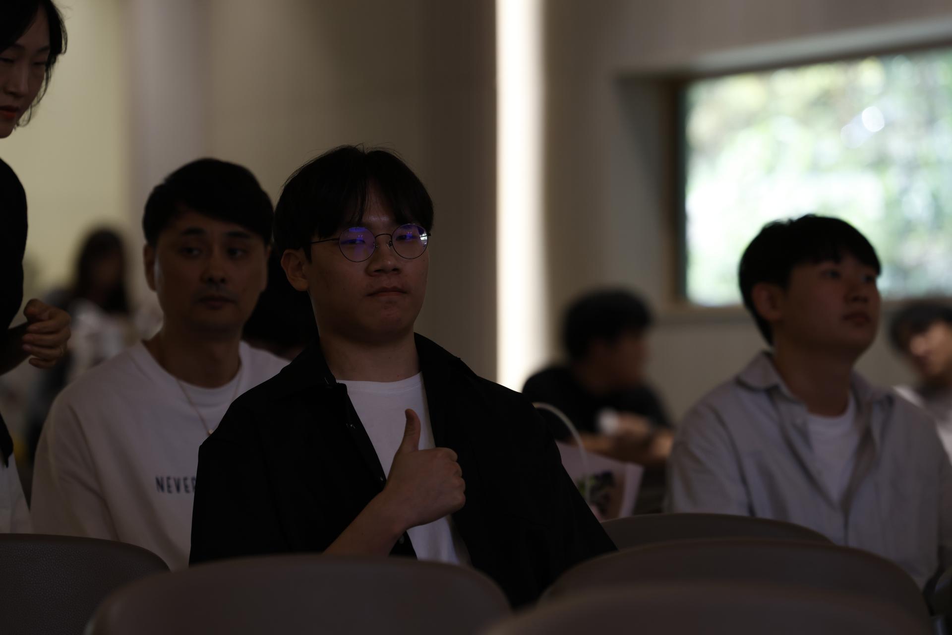 8ec07dc2faa10.jpg