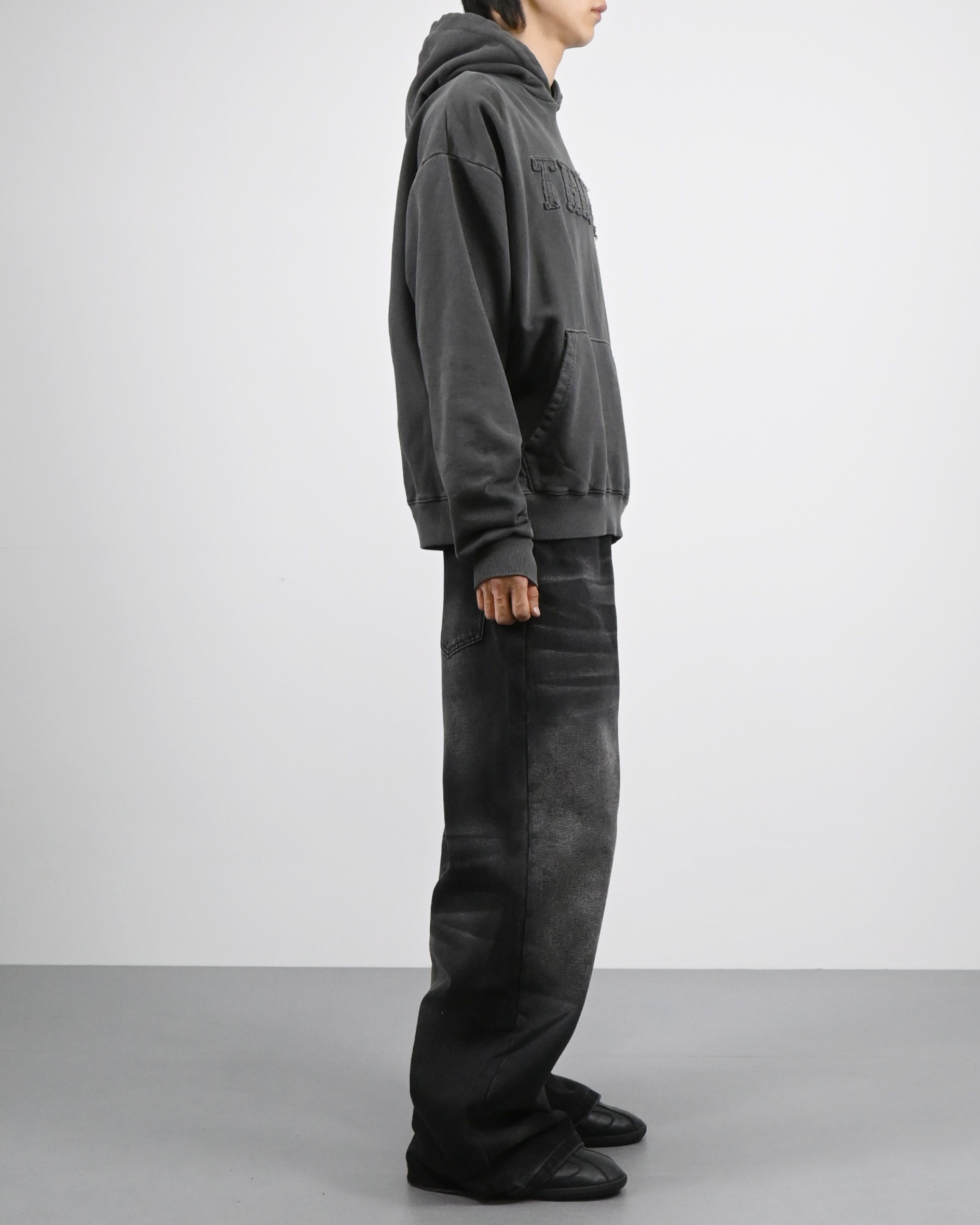 button flare denim pants