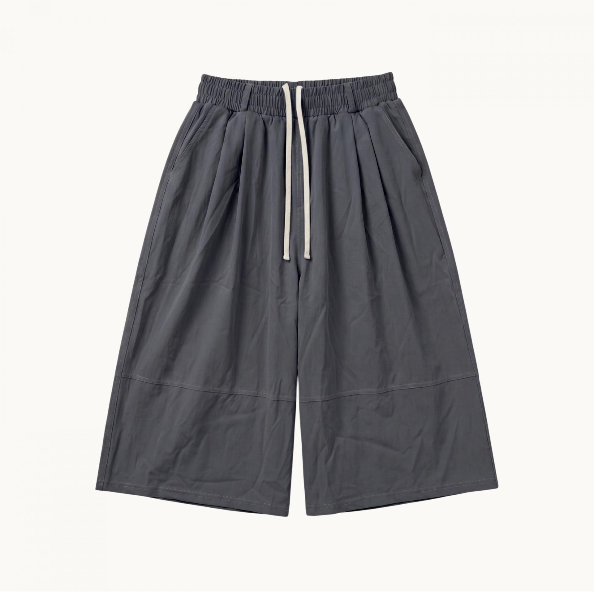 knee incision bermuda pants
