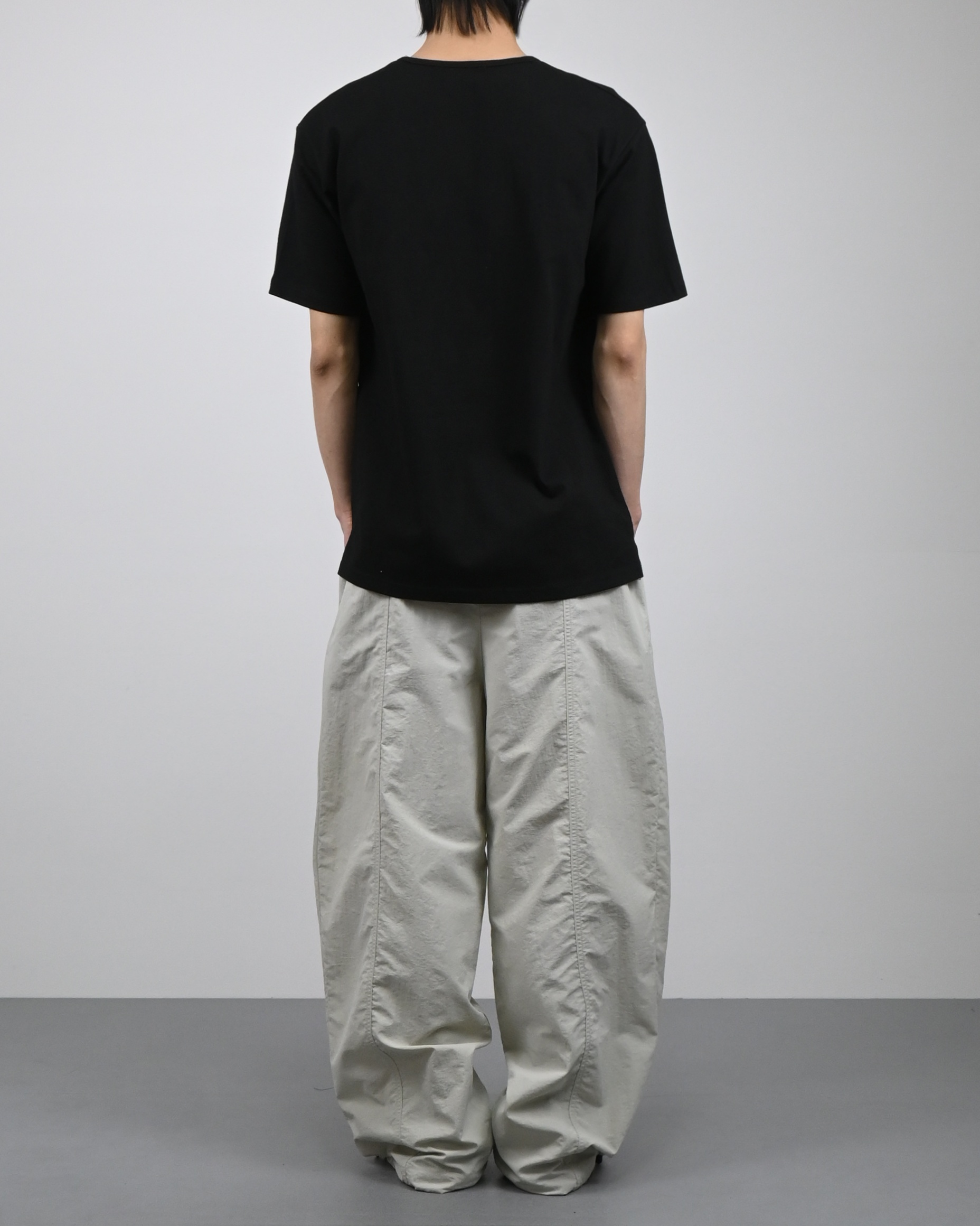 u-neck slit half t-shirt