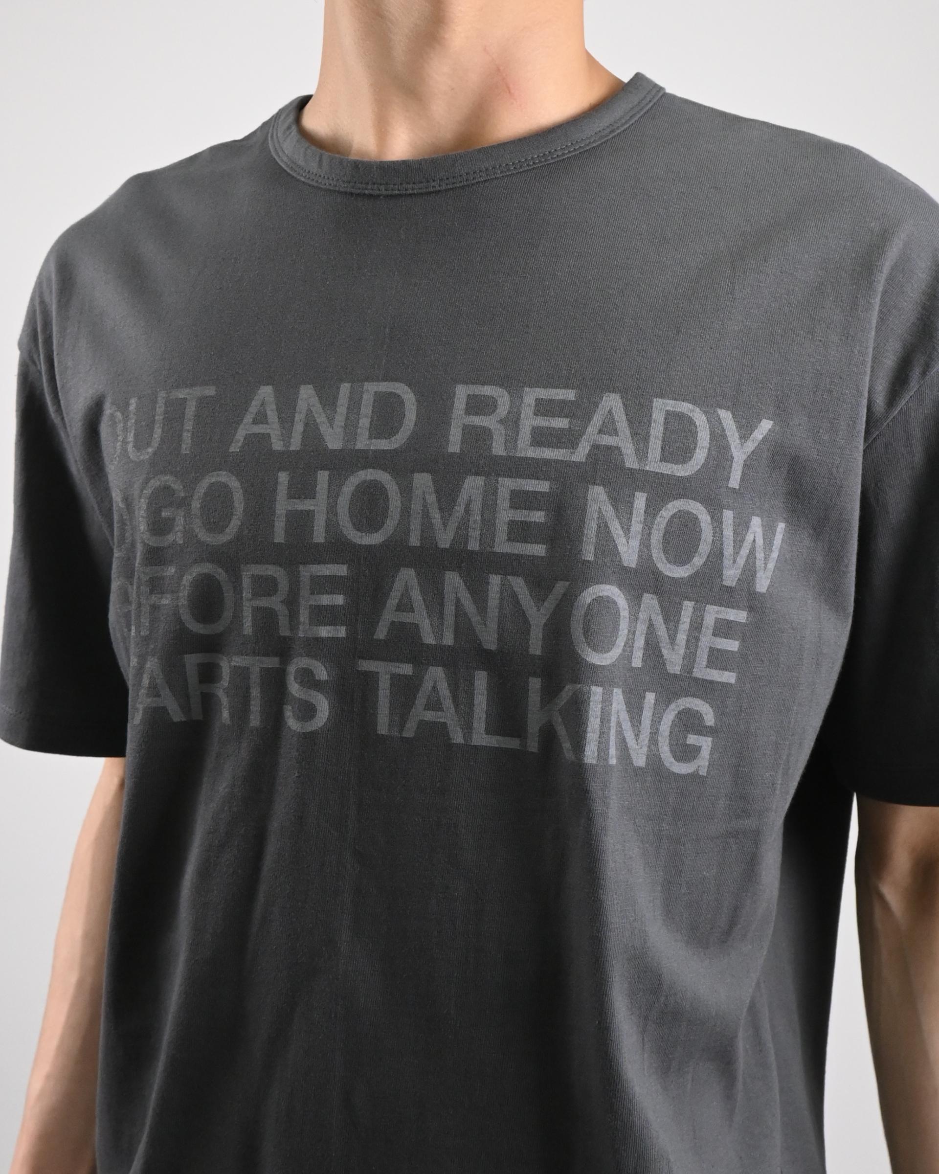 blur lettering half t-shirt