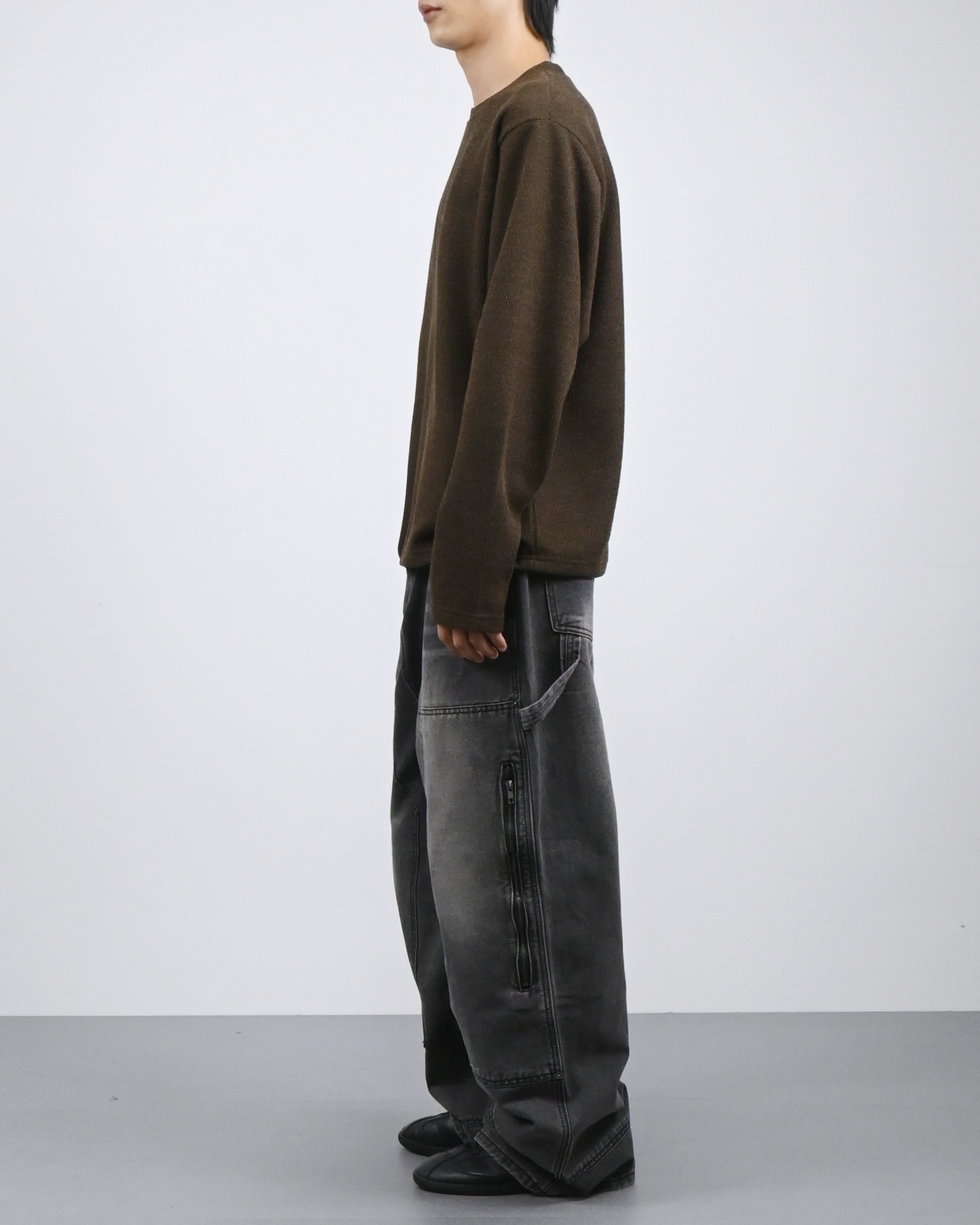 low round knit