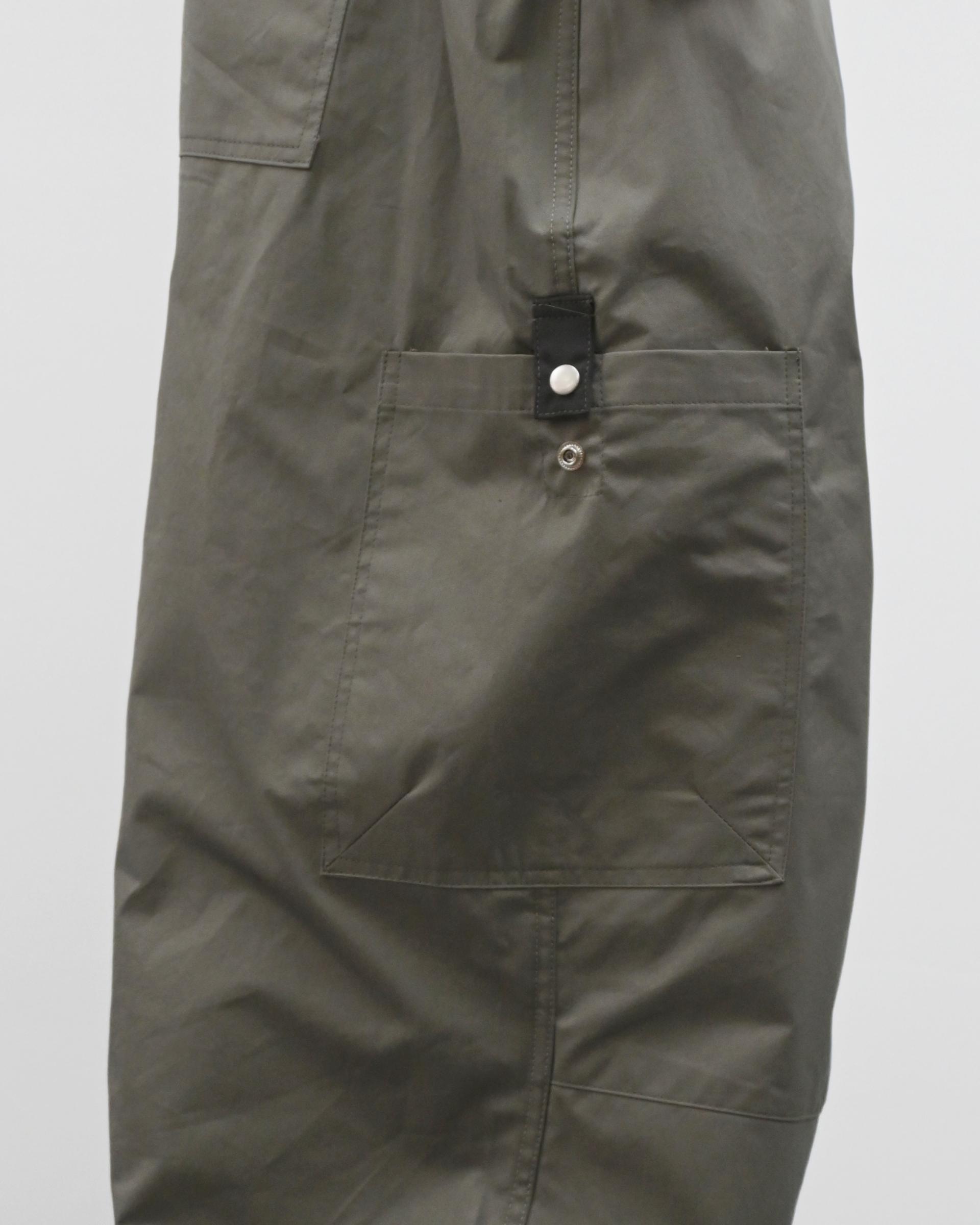 matte snap cargo cotton balloon pants