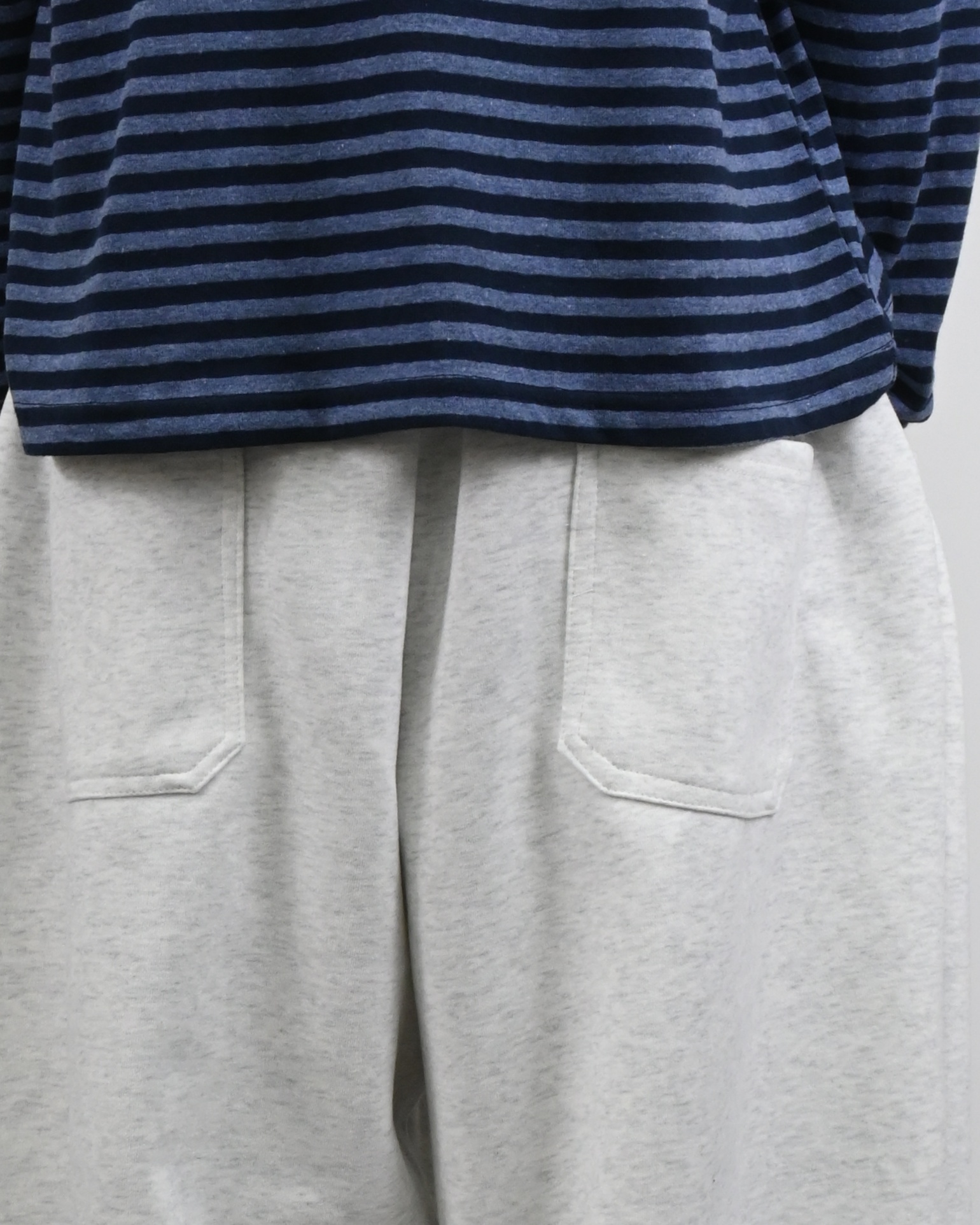 rivet dart sweatpants