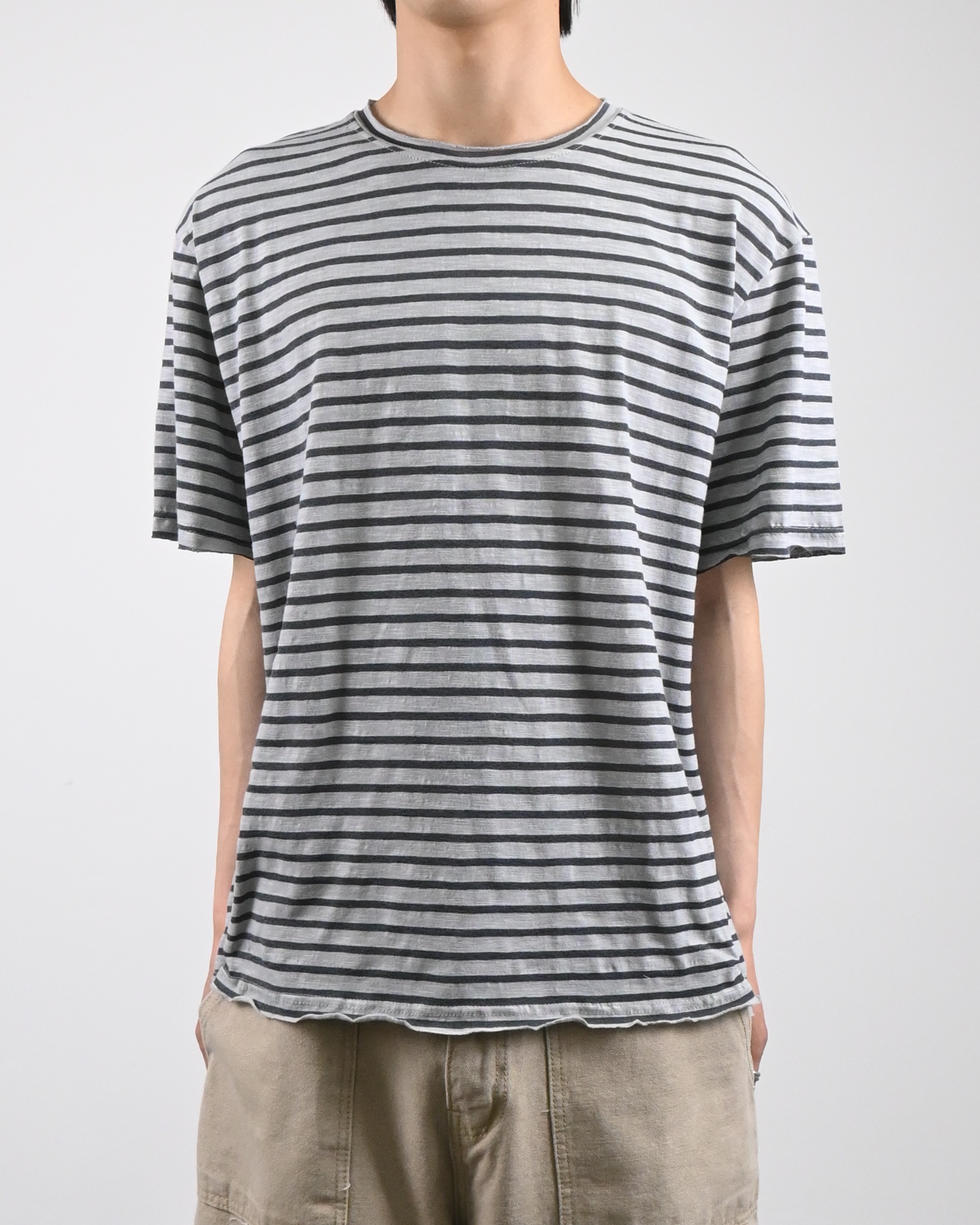 cutting stripe half t-shirt