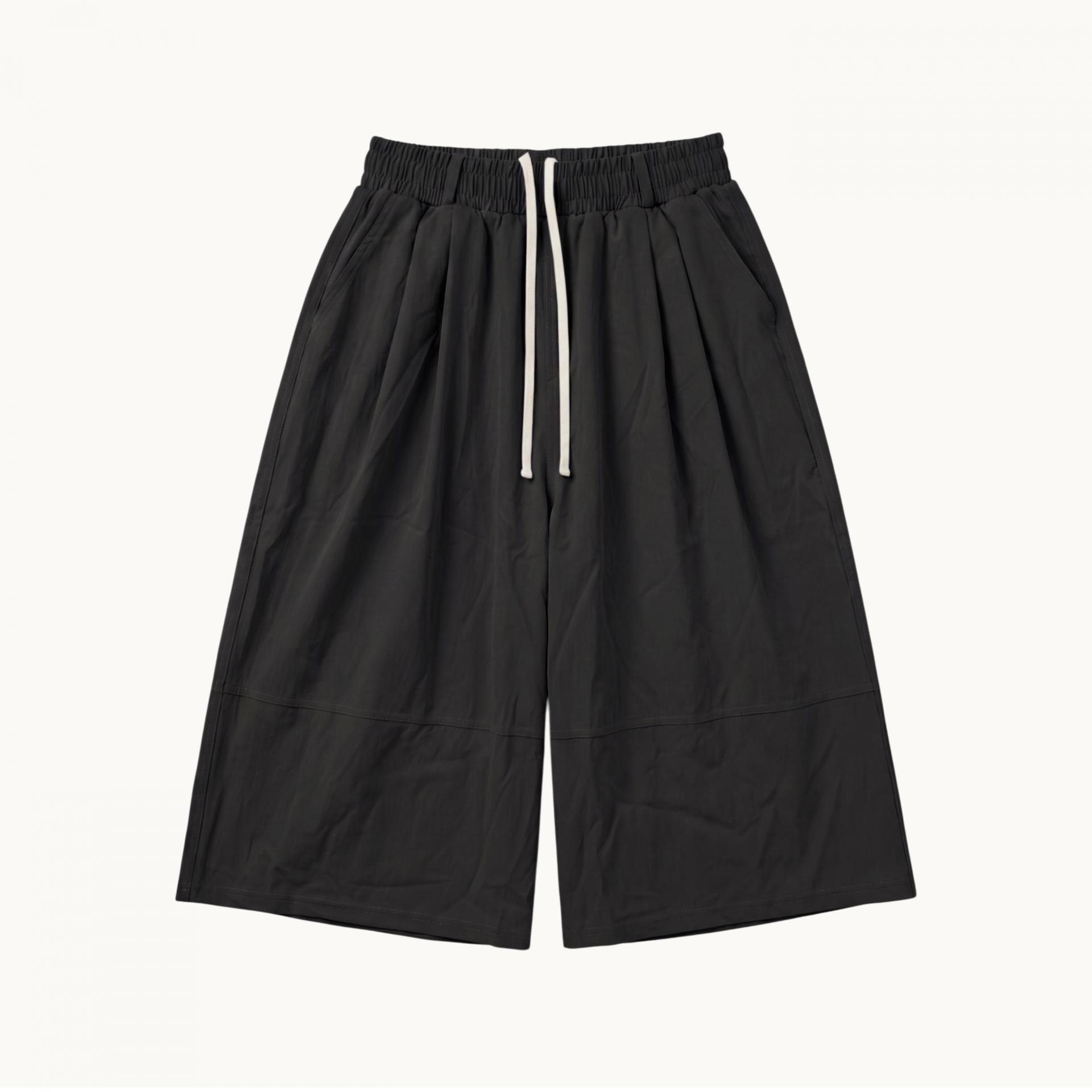 knee incision bermuda pants