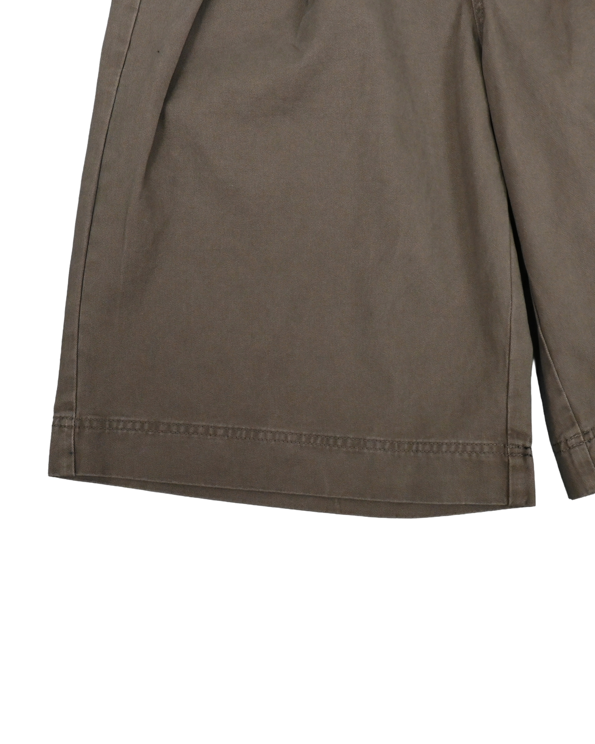 pigment two tuck bermuda cotton pants