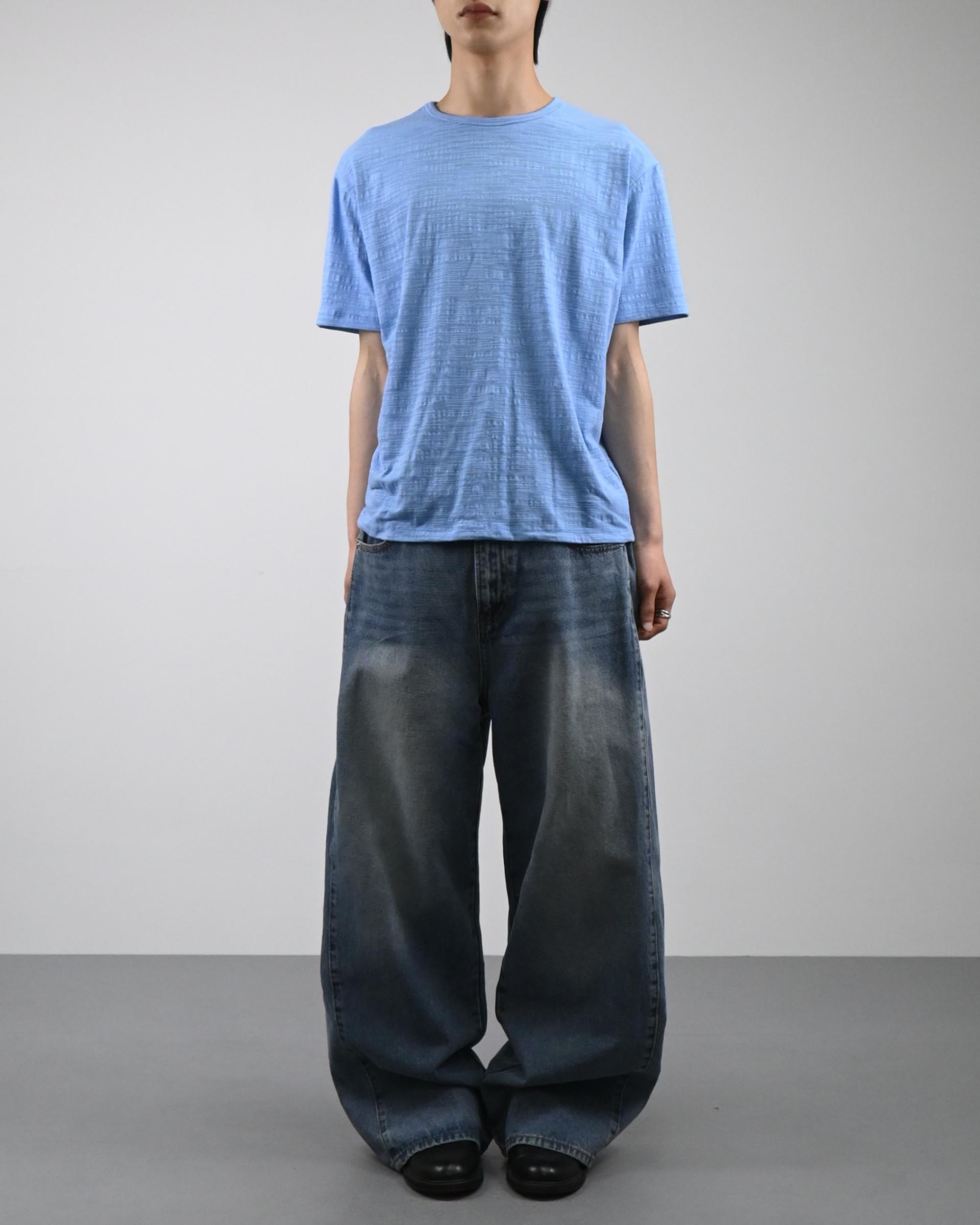 side slit curved denim pants