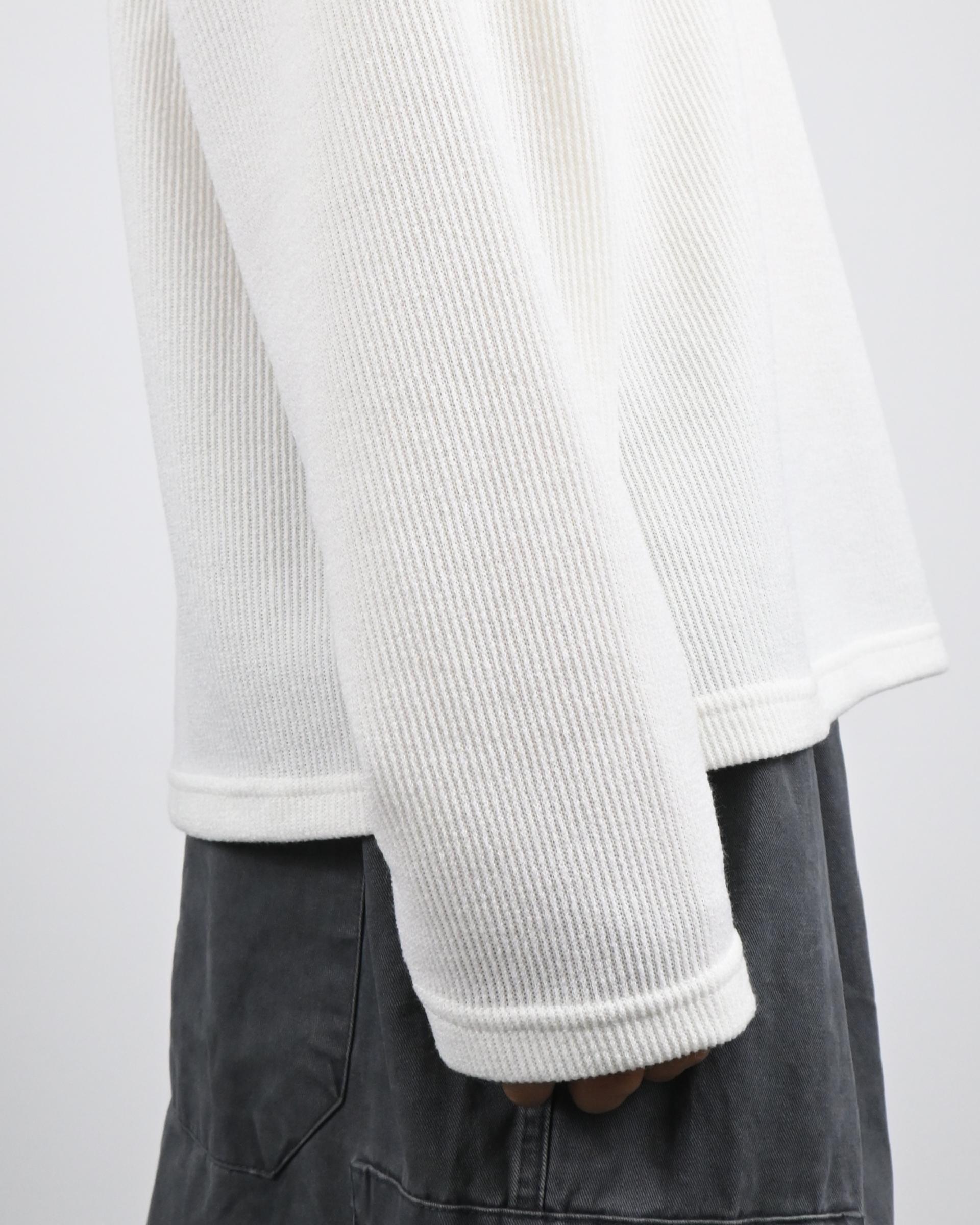 low round knit